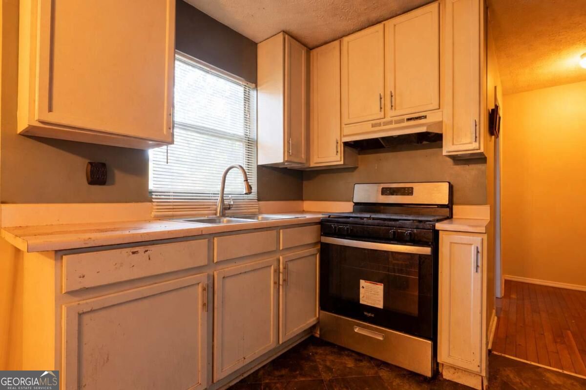 3498 Fairlane Court Nw Property Photo 6