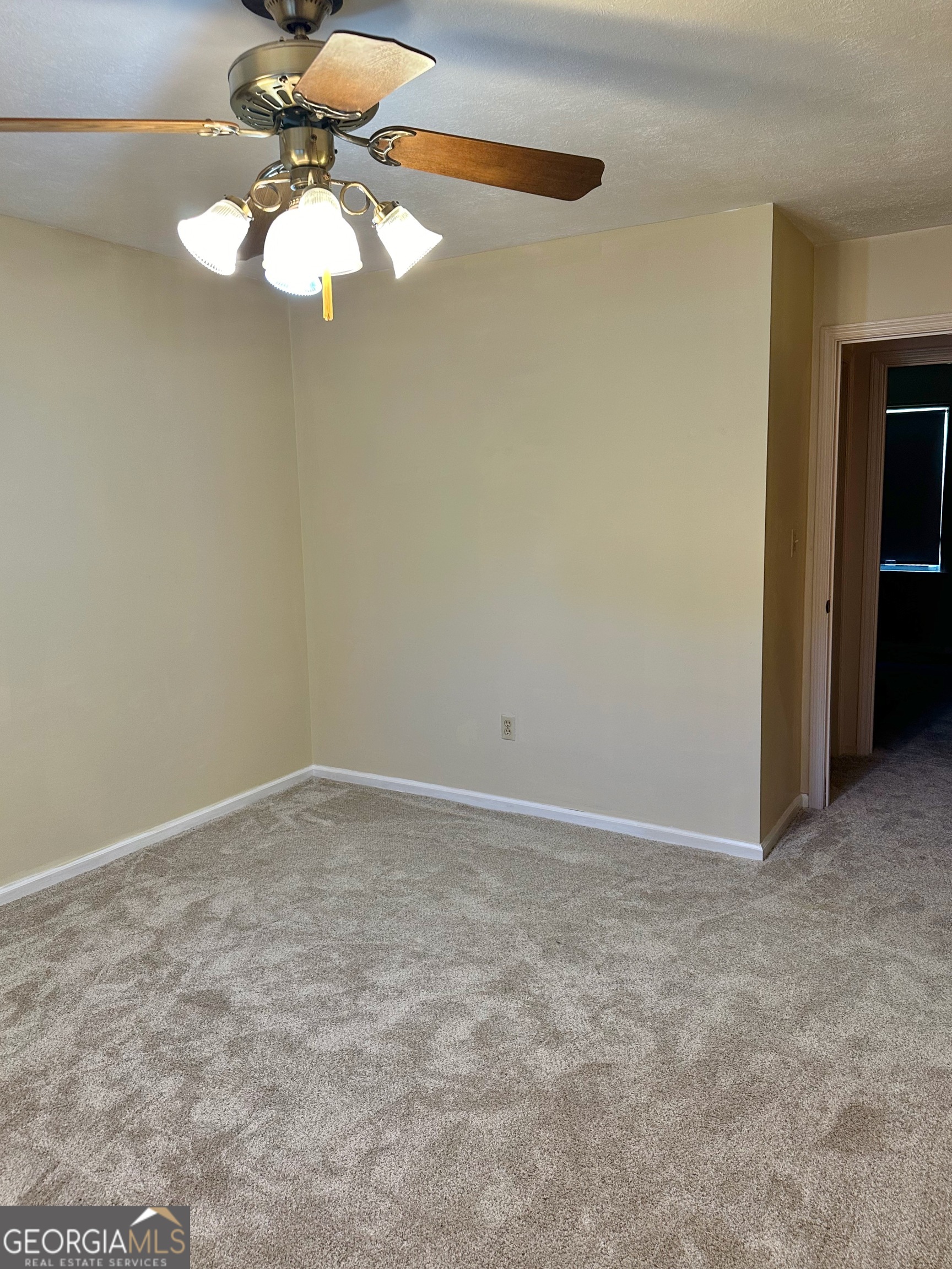 266 Valencia Circle Property Photo 2