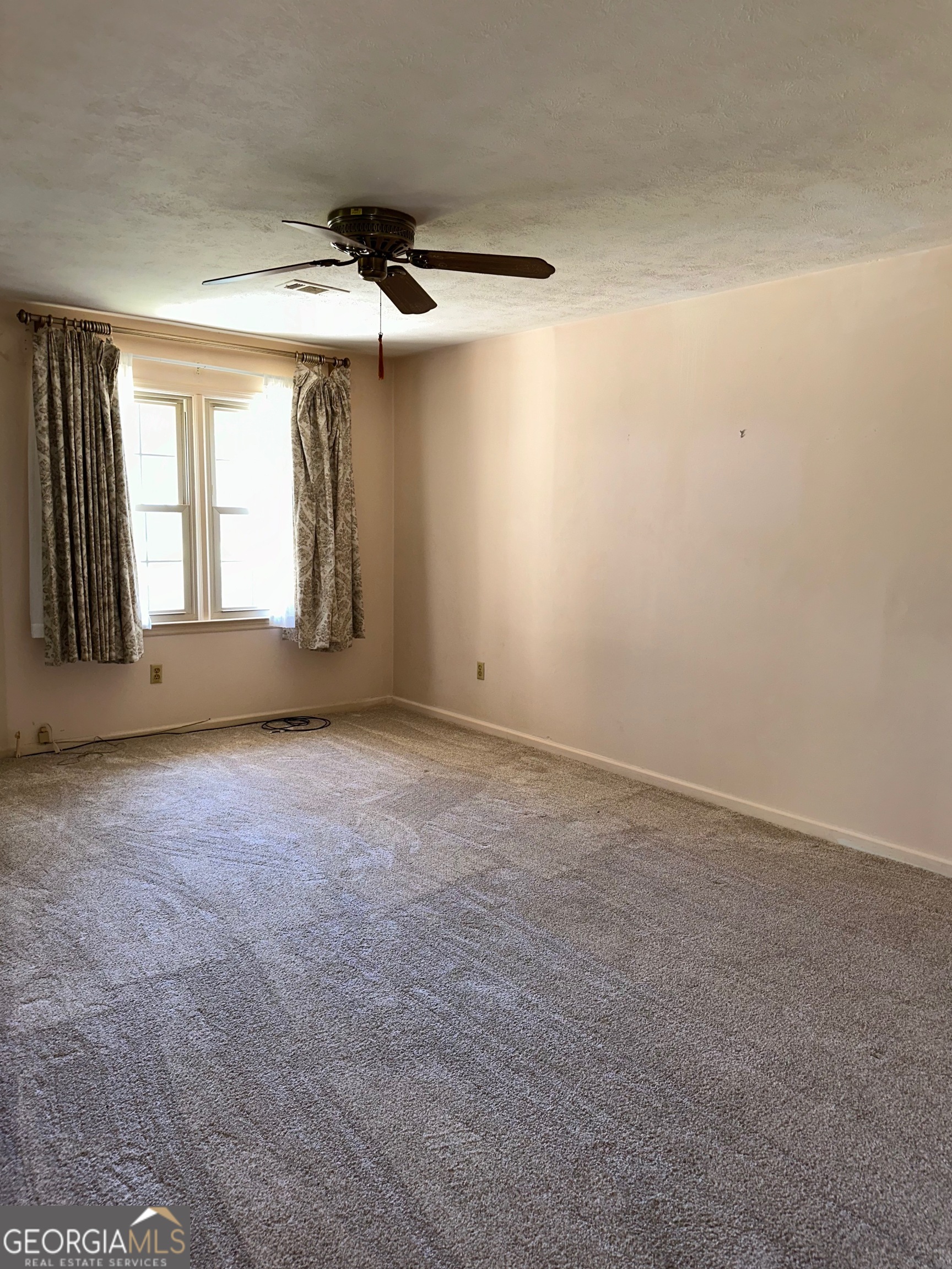 266 Valencia Circle Property Photo 10