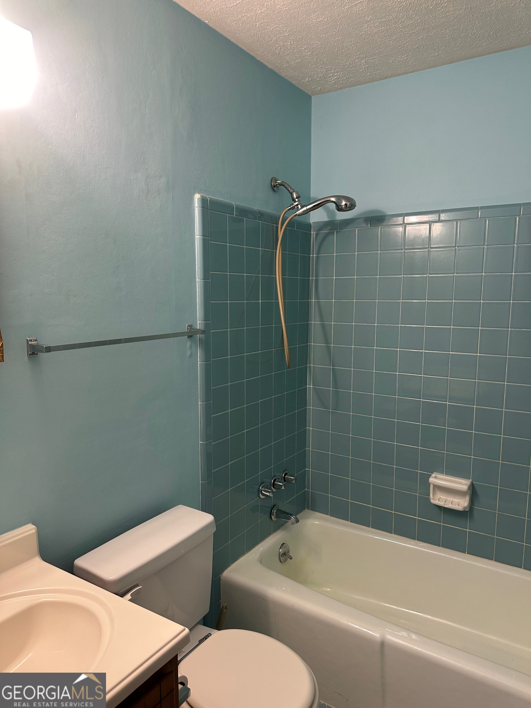 266 Valencia Circle Property Photo 14