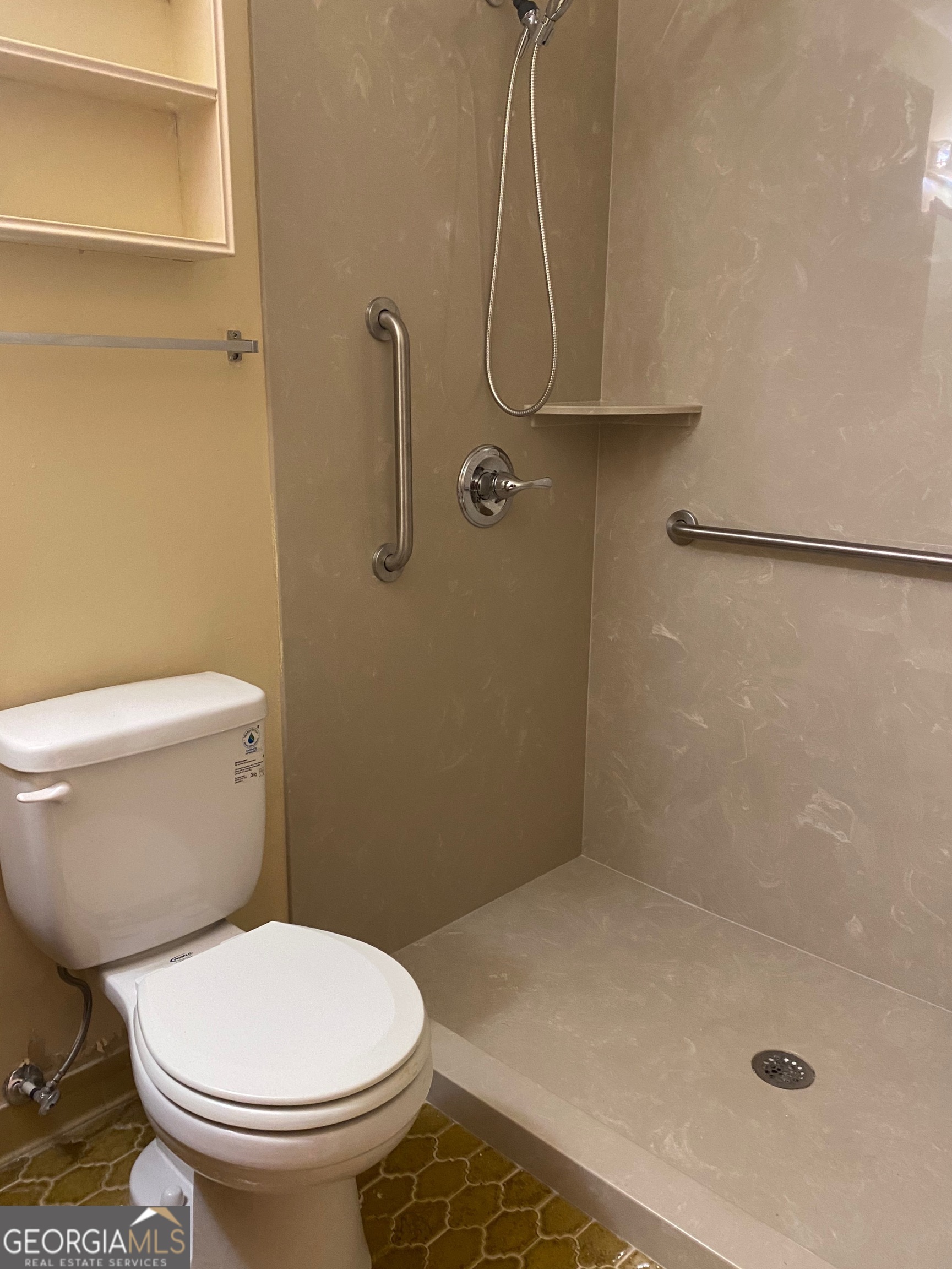 266 Valencia Circle Property Photo 16