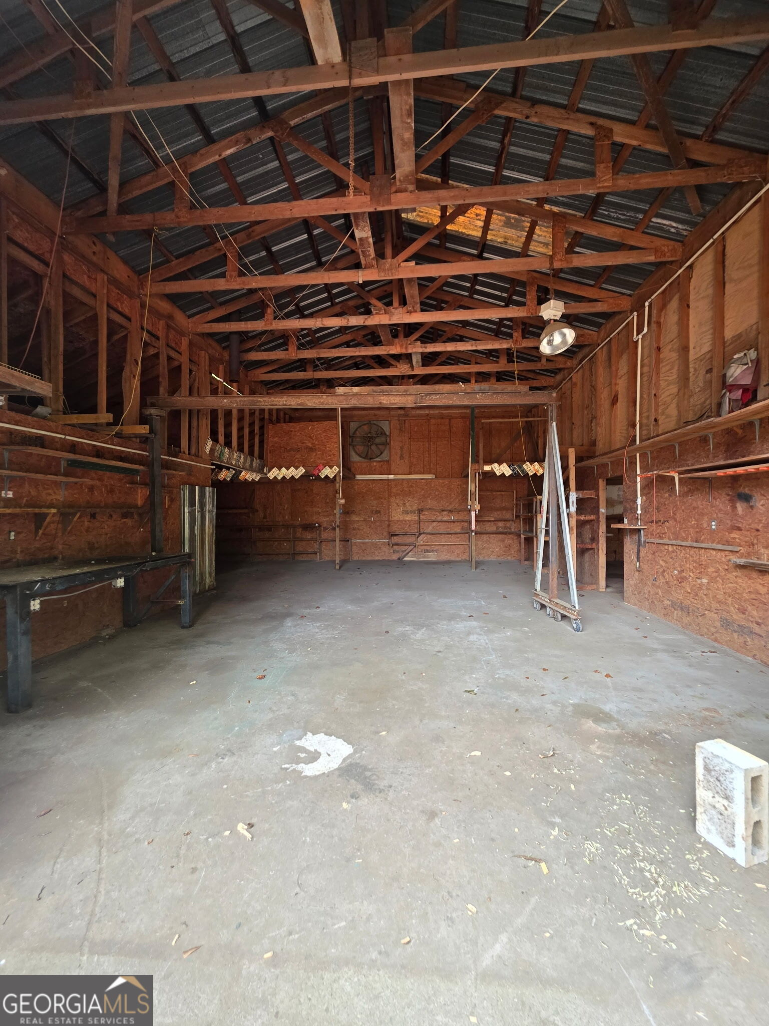 7841 Hog Mountain Road Property Photo 4
