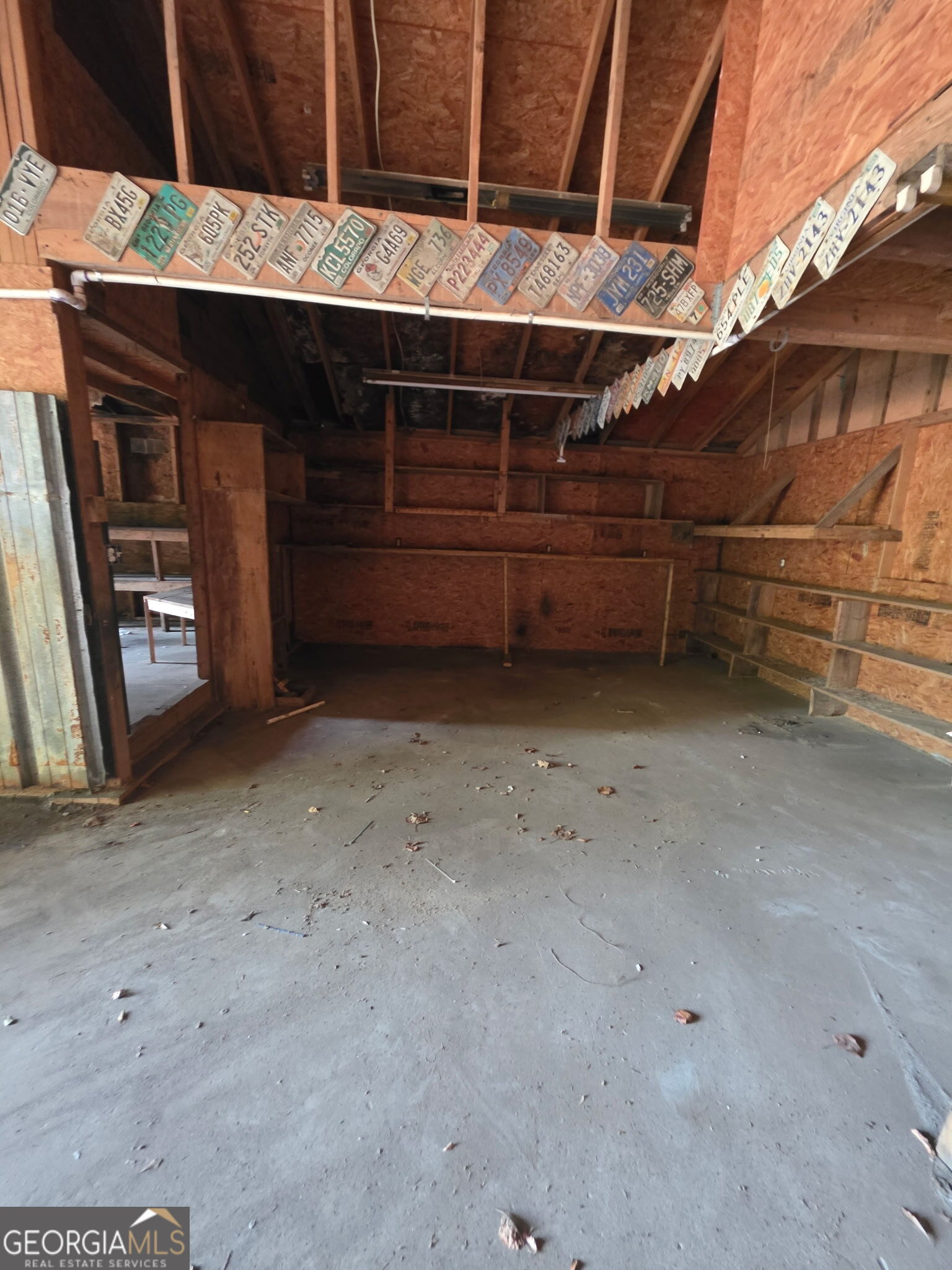 7841 Hog Mountain Road Property Photo 5