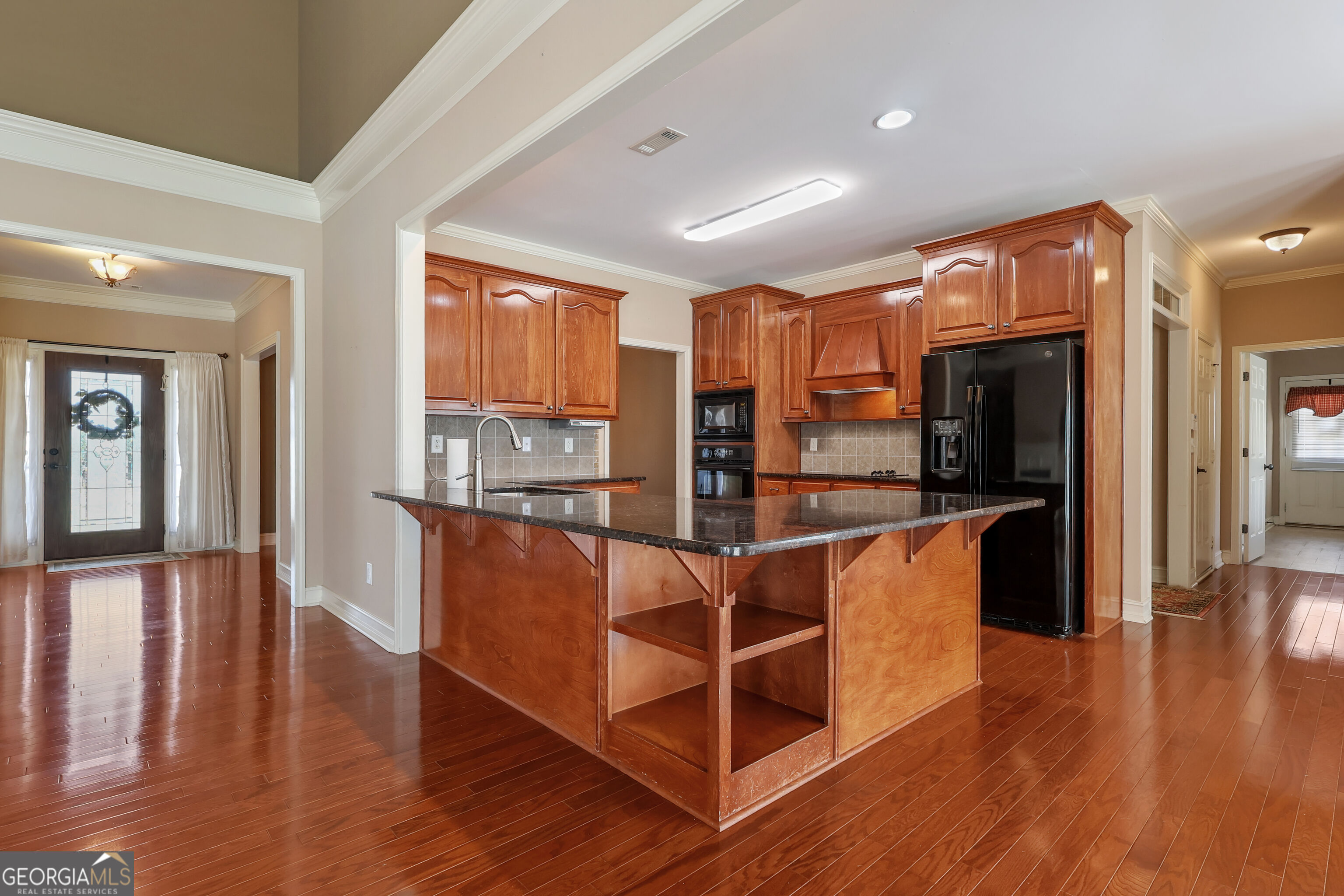 213 Suffolk Way Property Photo 15