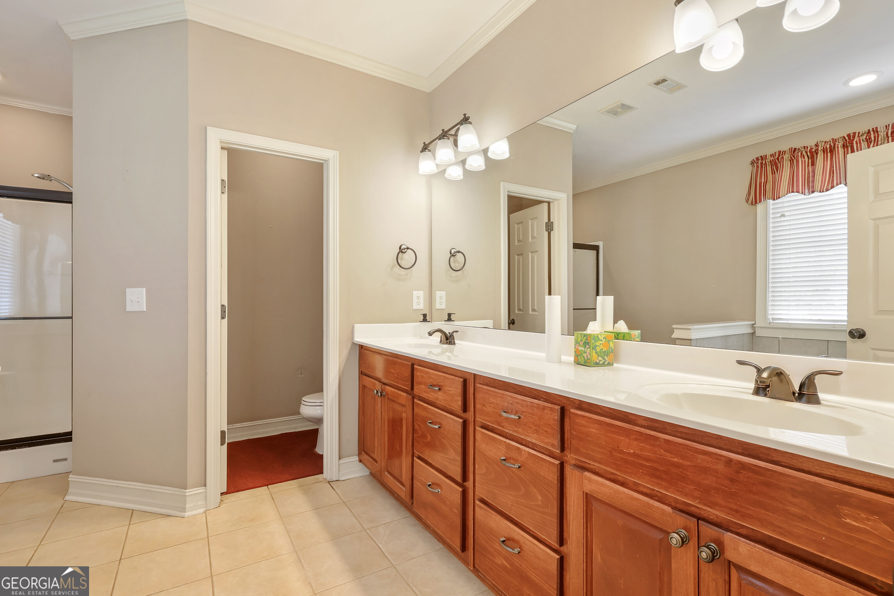213 Suffolk Way Property Photo 24