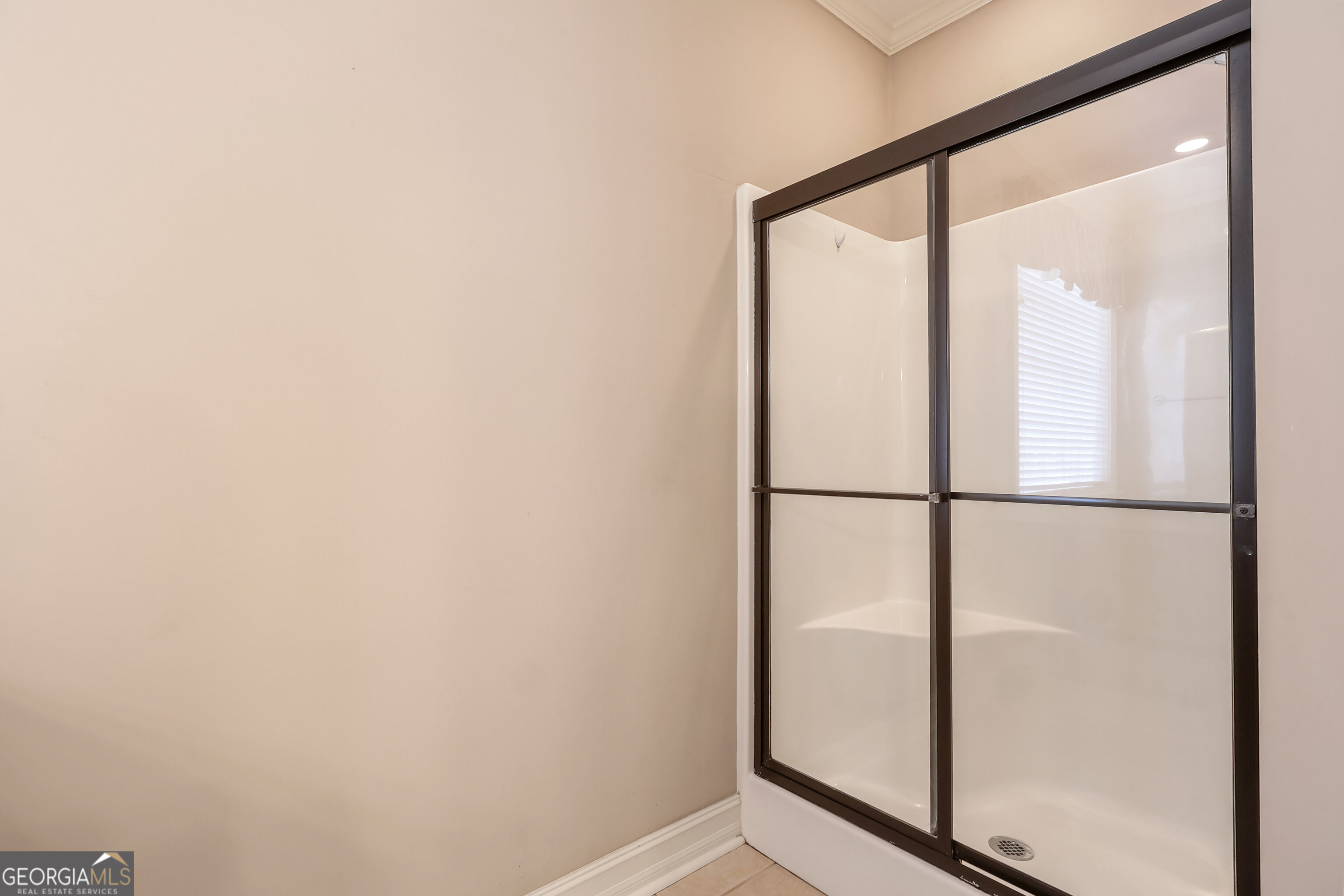 213 Suffolk Way Property Photo 25