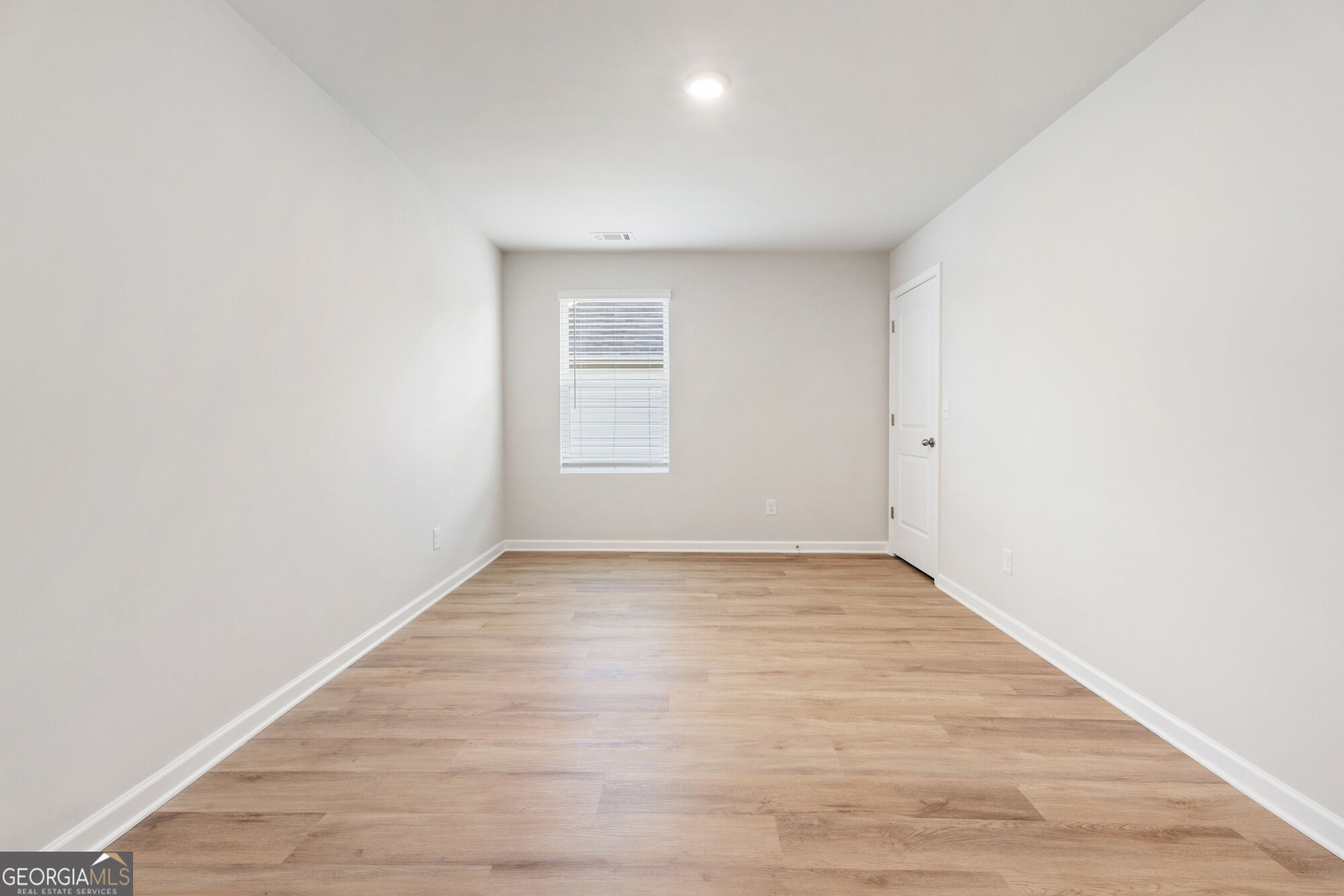 1210 Homer Way Property Photo 4