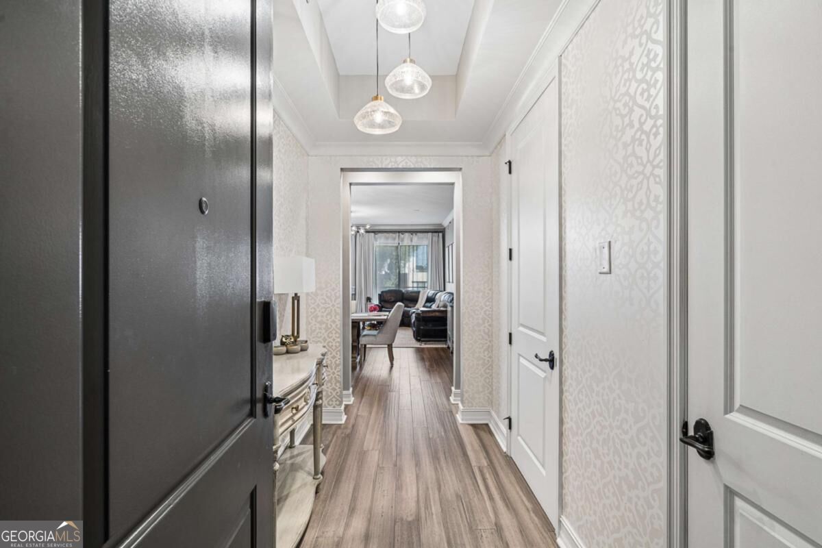 2233 Peachtree Road Ne # 402 Property Photo 2