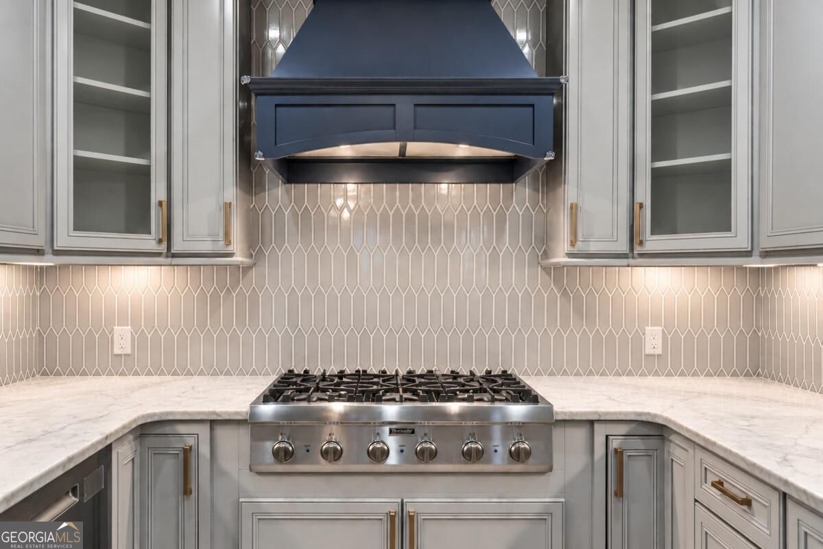 2233 Peachtree Road Ne # 402 Property Photo 13
