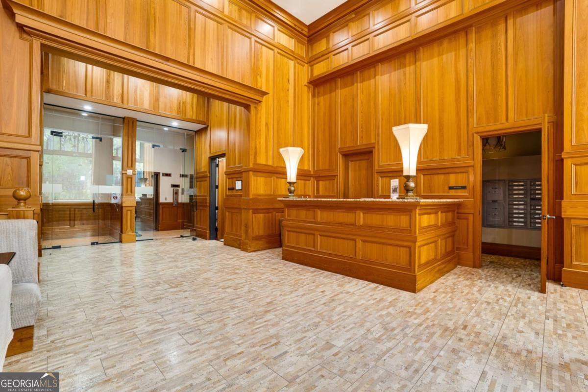 2233 Peachtree Road Ne # 402 Property Photo 43