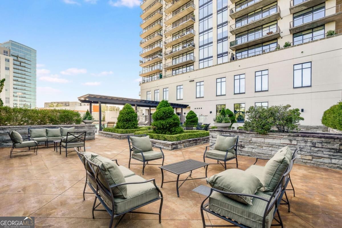 2233 Peachtree Road Ne # 402 Property Photo 47