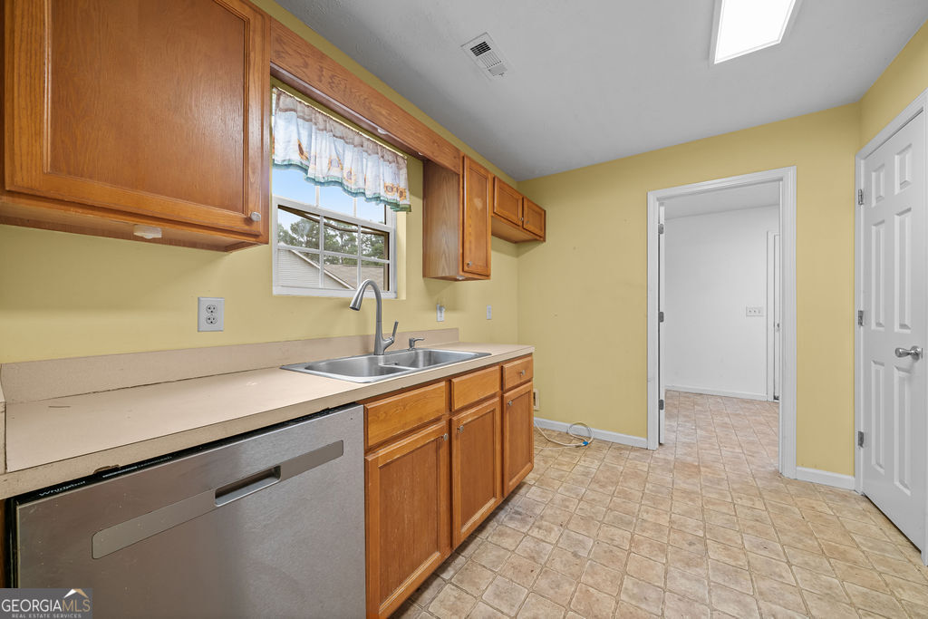 179 Cynthia Court Property Photo 10