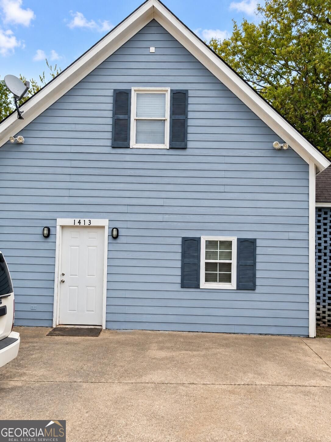 1411 N Lee Street Property Photo 1