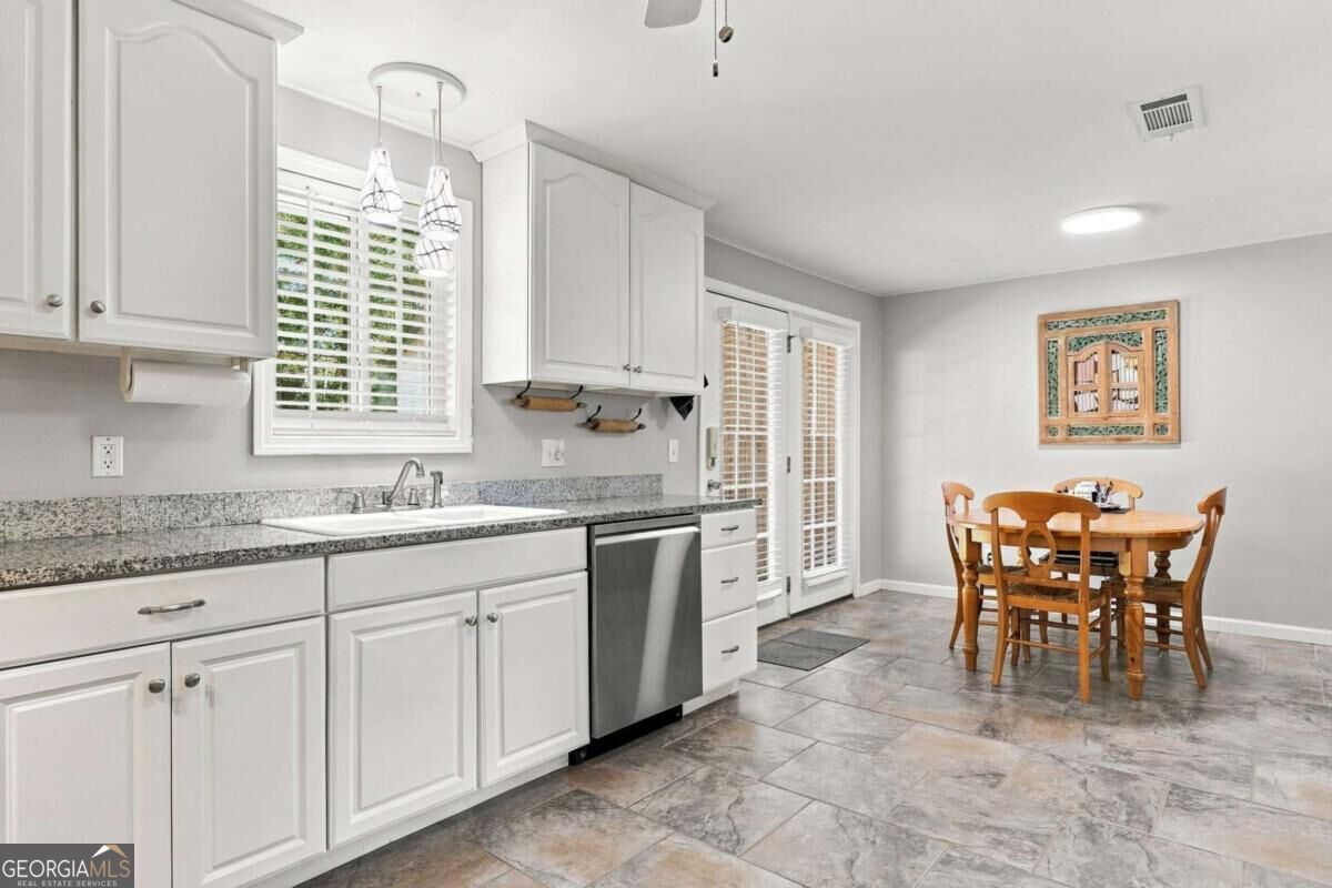 43 Bell Avenue Property Photo 19