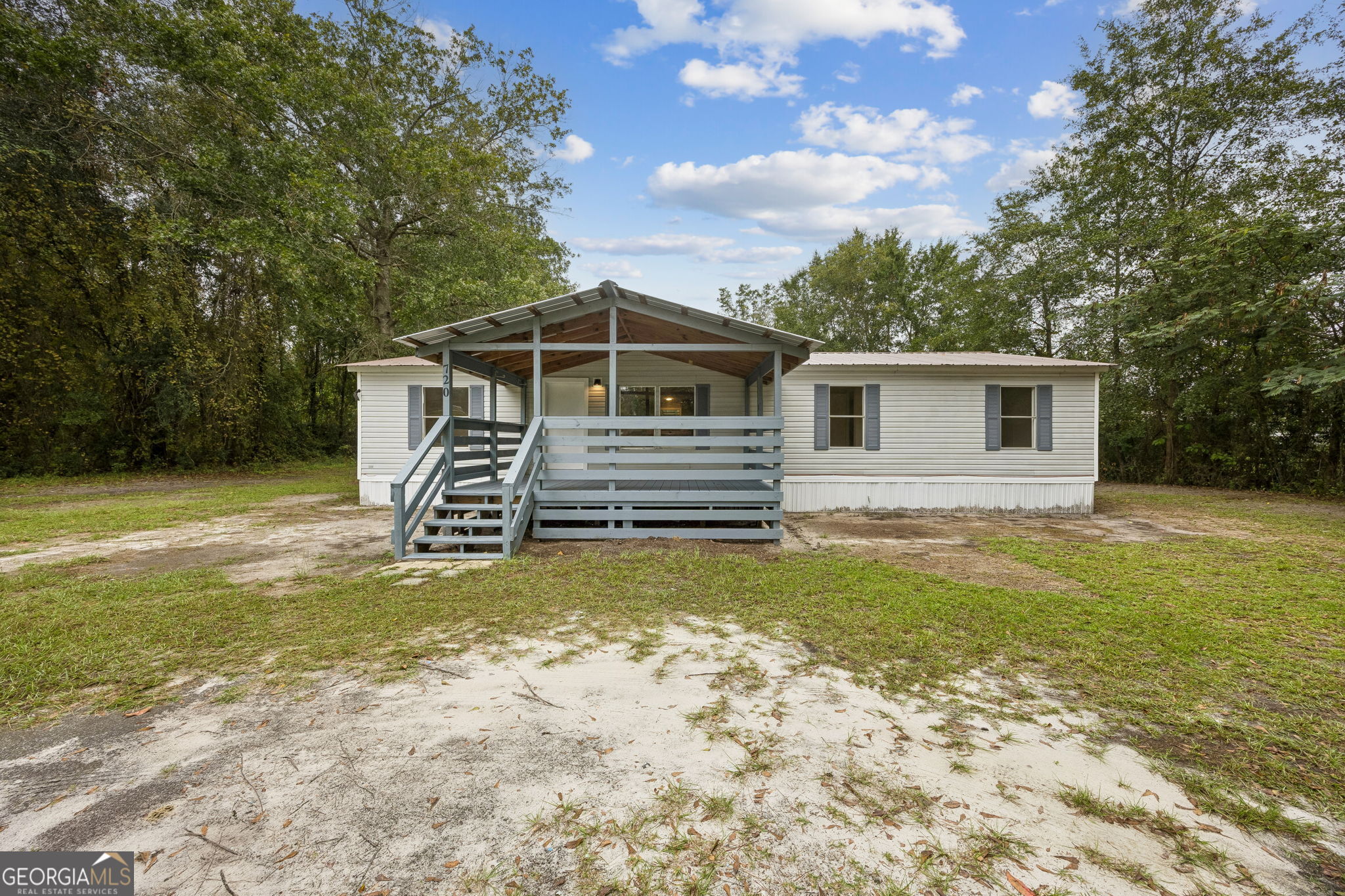 720 Palmhurst Drive Property Photo 1