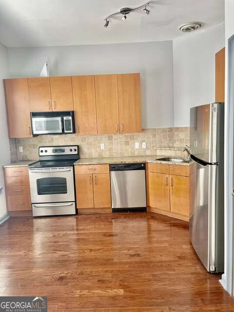 898 Oak Street Sw # 1103 Property Photo 9