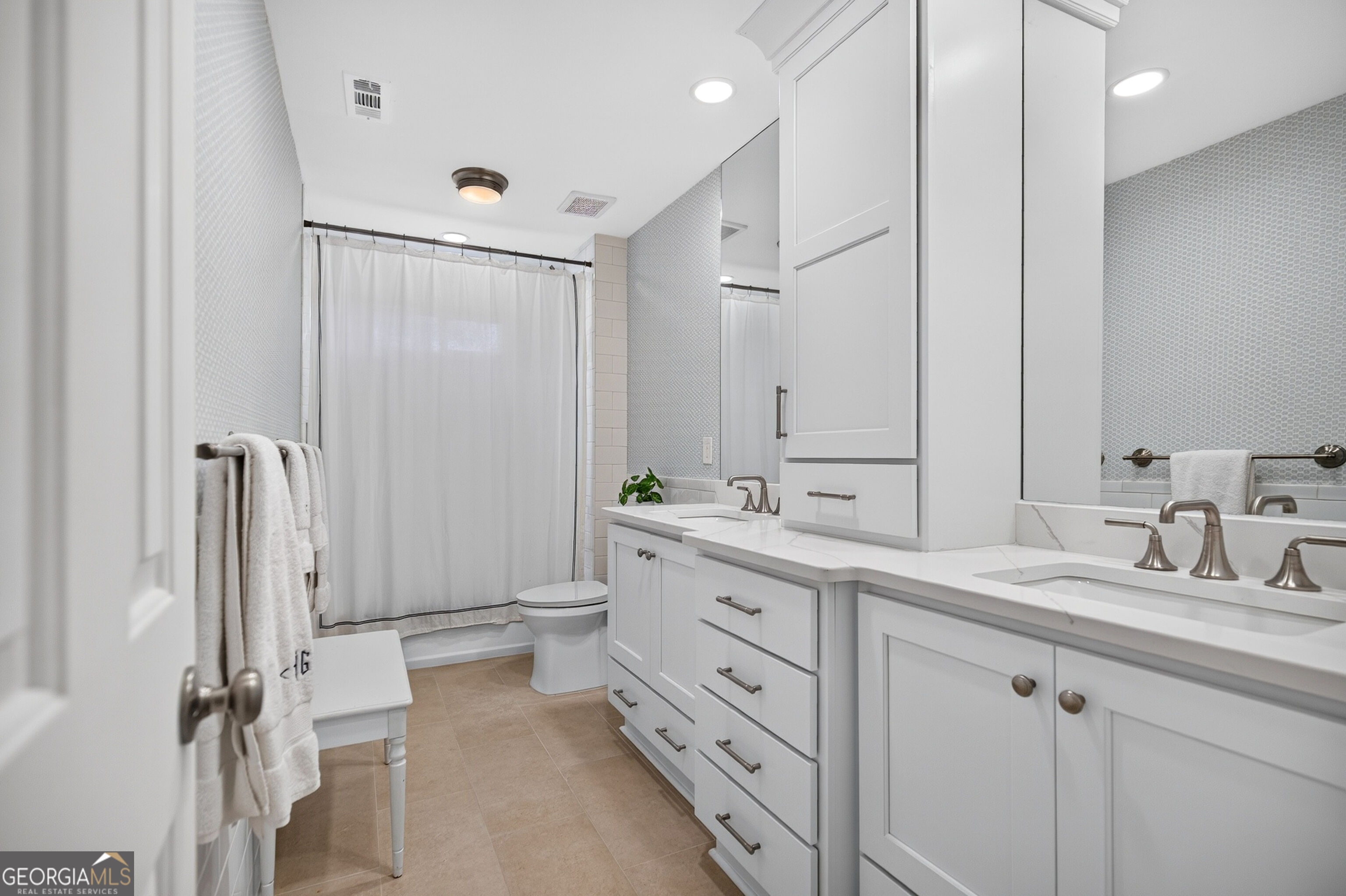 110 Colonnade Drive Property Photo 37