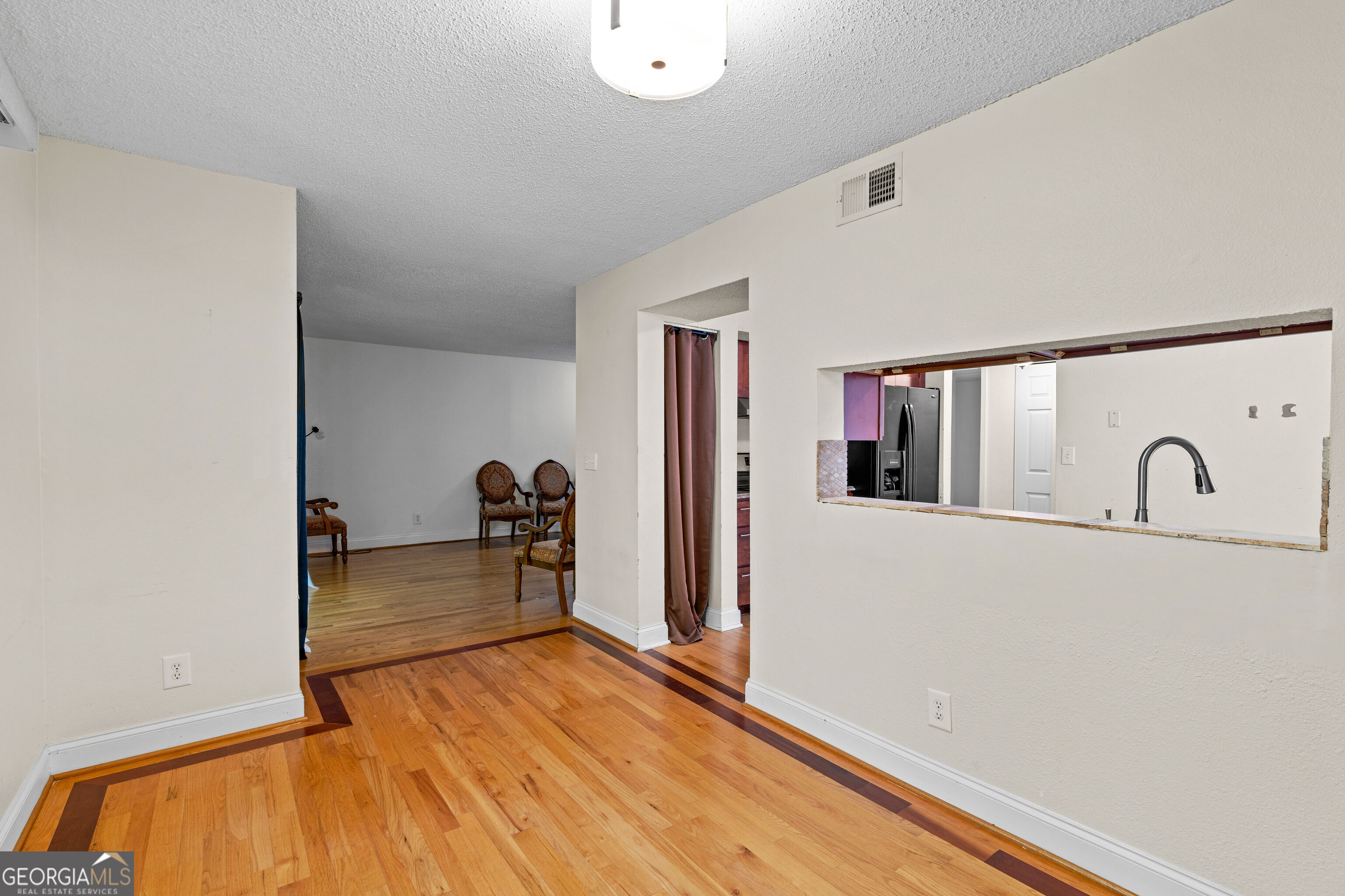 814 Seasons Parkway Property Photo 9