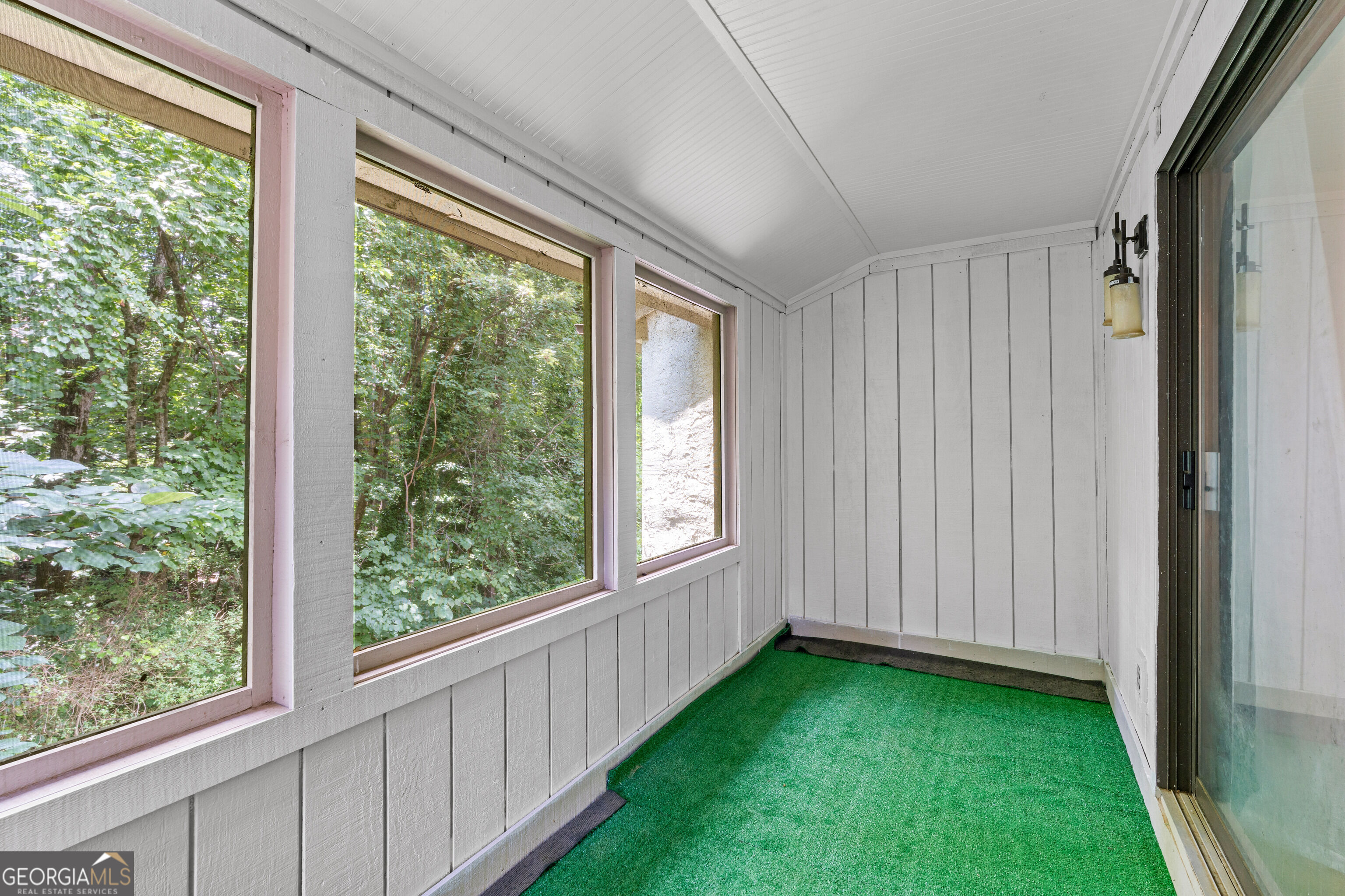 814 Seasons Parkway Property Photo 19