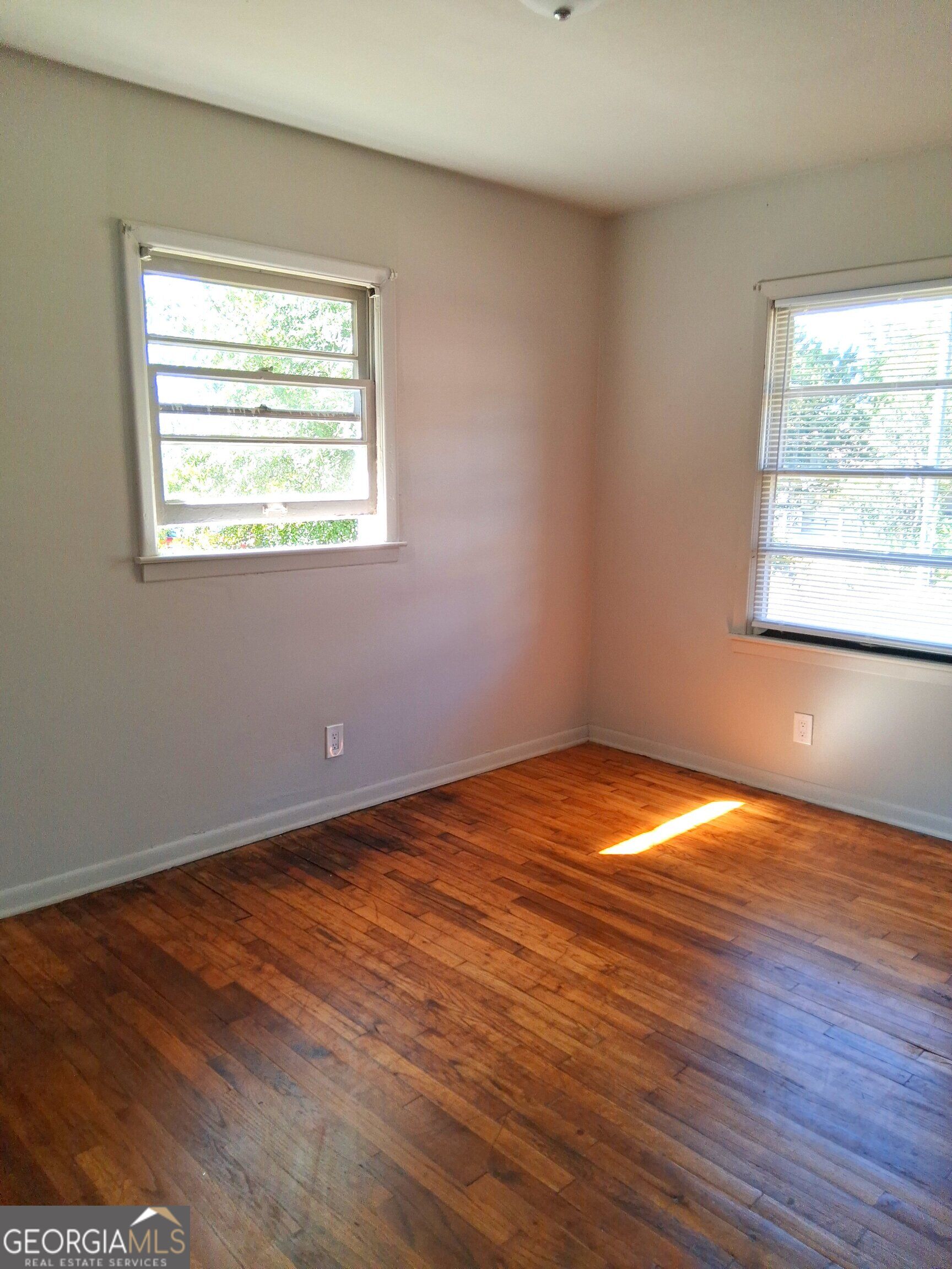 2454 Anthony Circle Property Photo 14