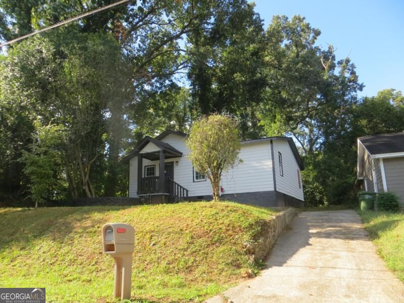 1761 Richmond Avenue Se Property Photo 3