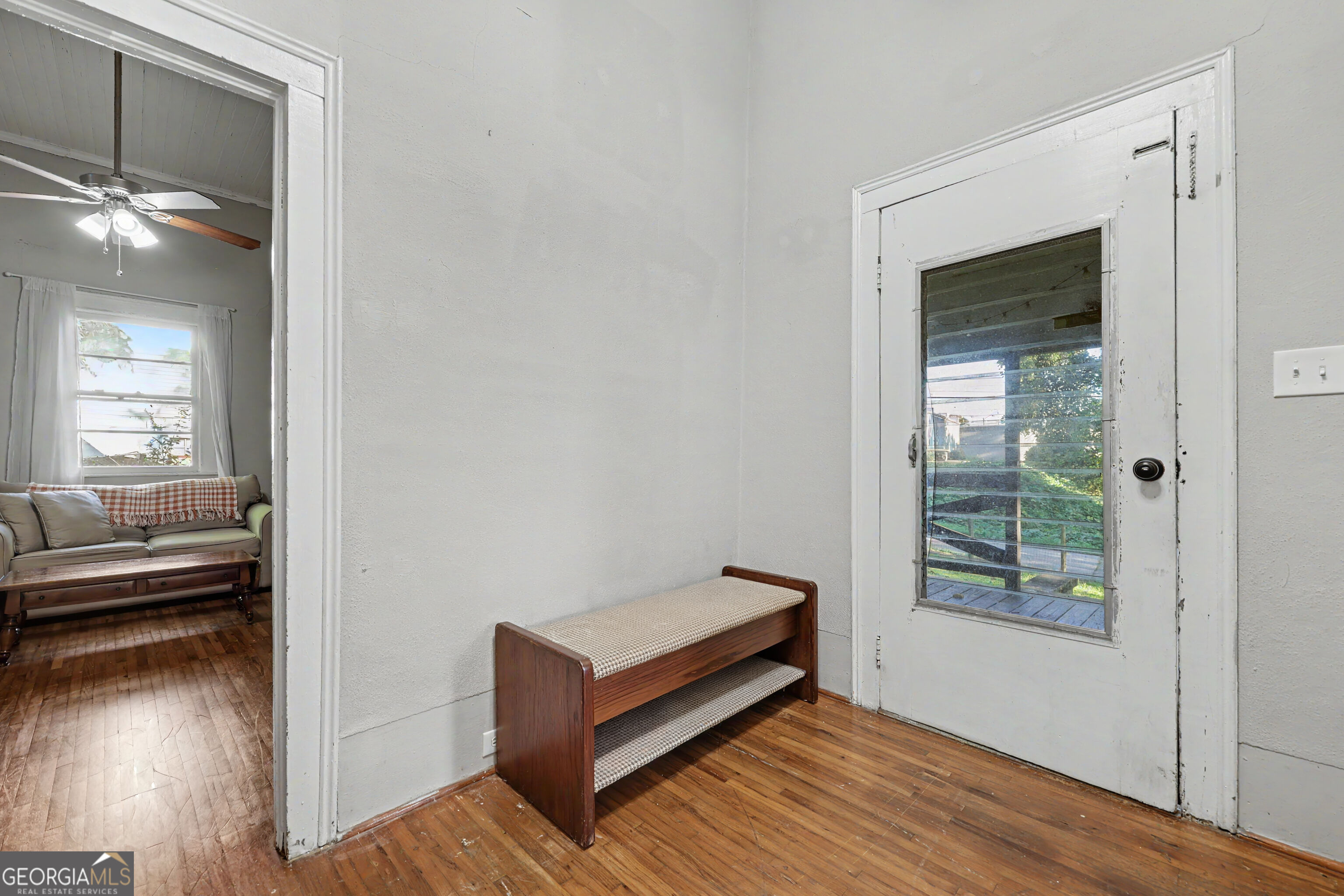 95 Hood Street Property Photo 4