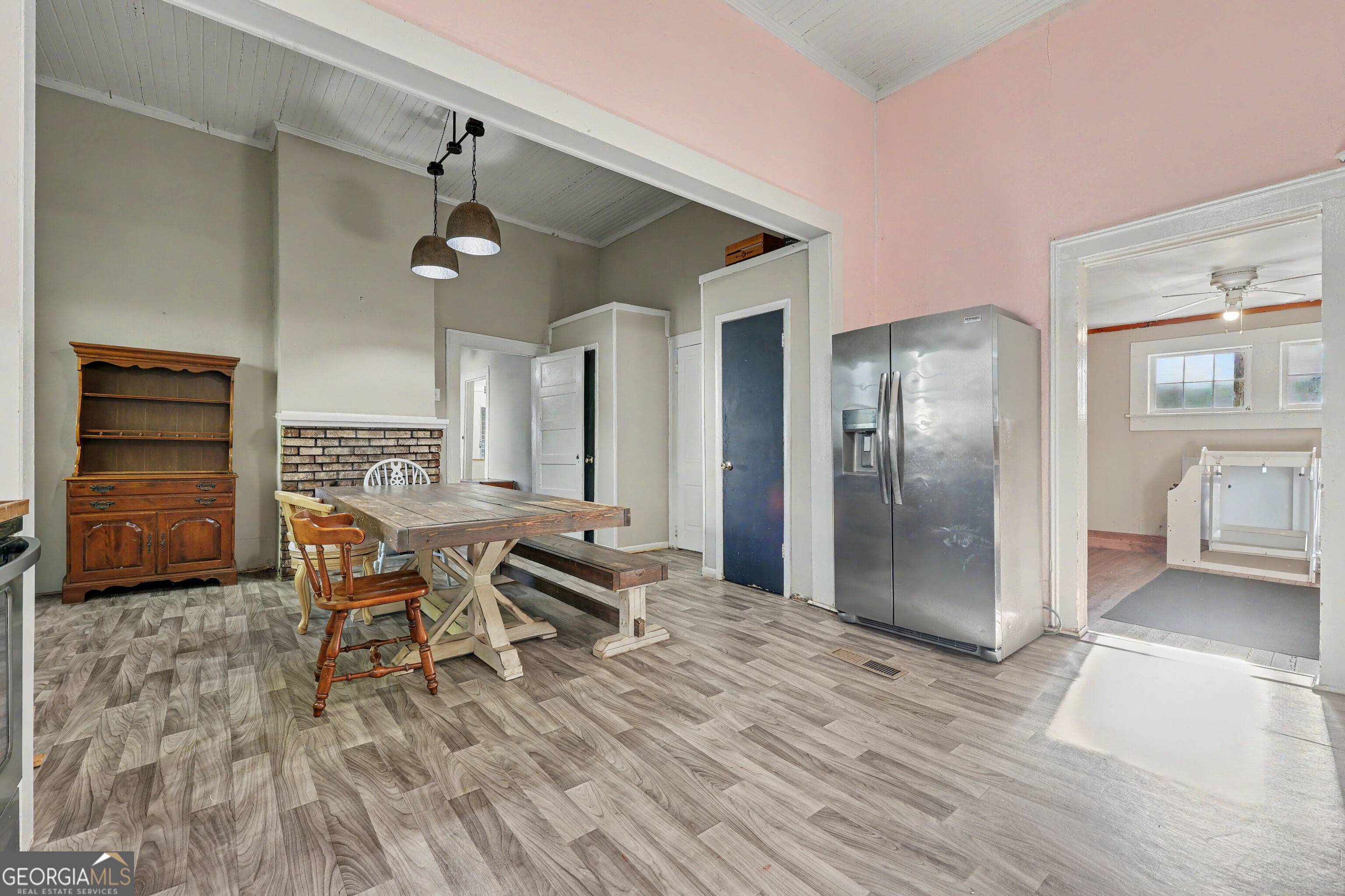 95 Hood Street Property Photo 10