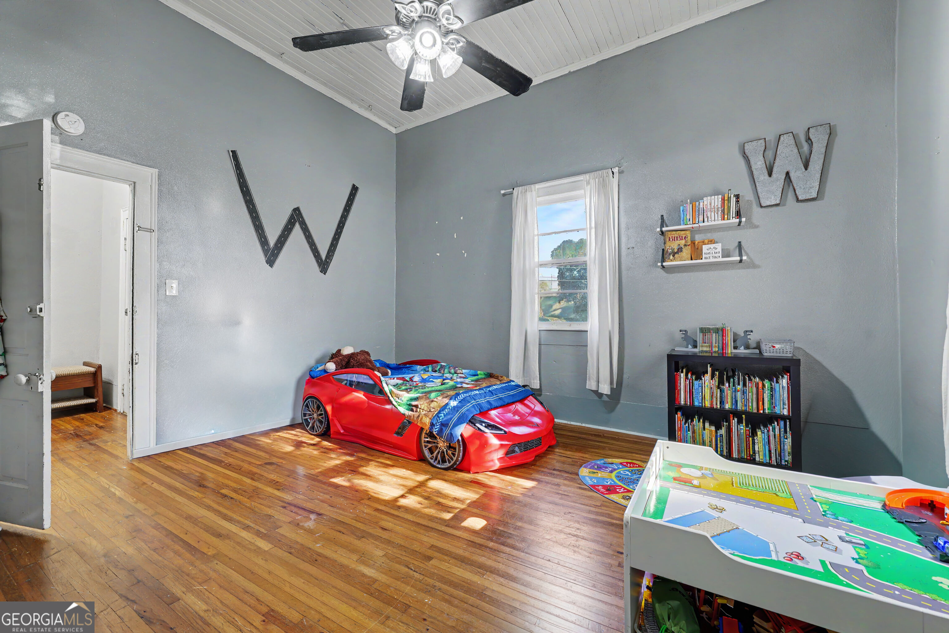 95 Hood Street Property Photo 16