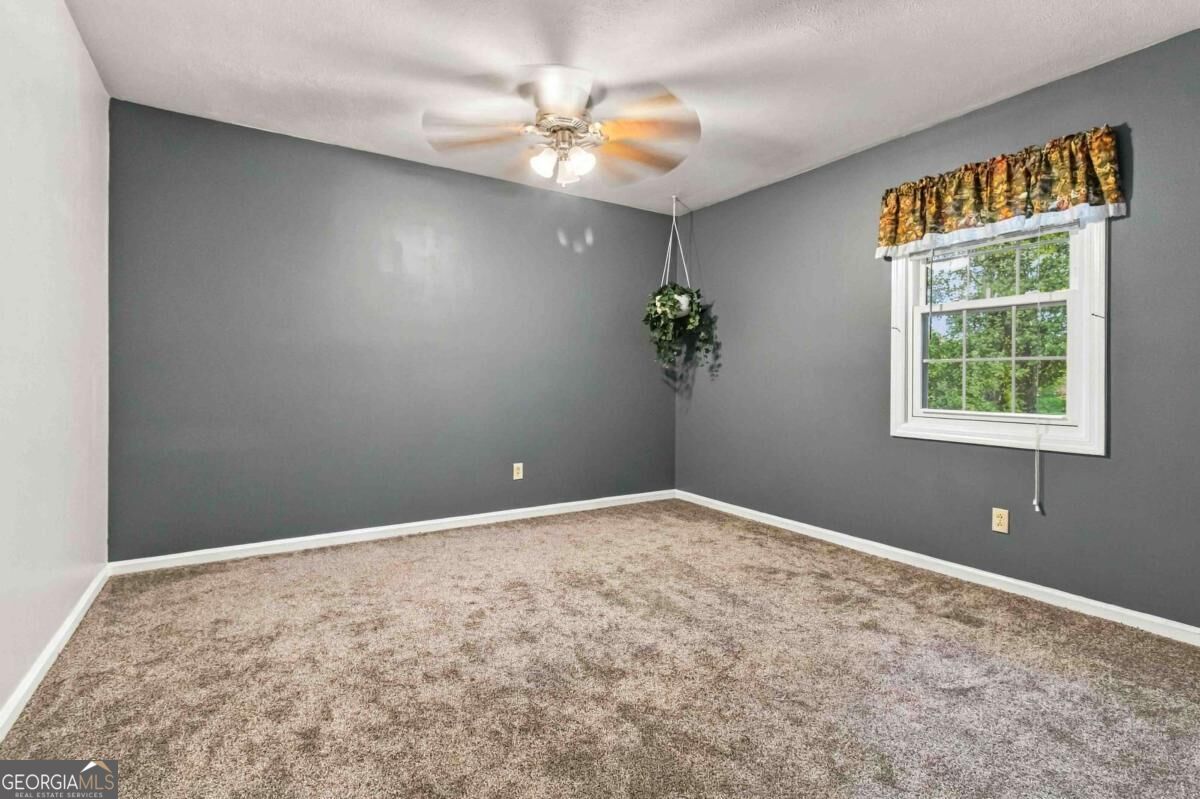 3099 Colonial Way # G Property Photo 5