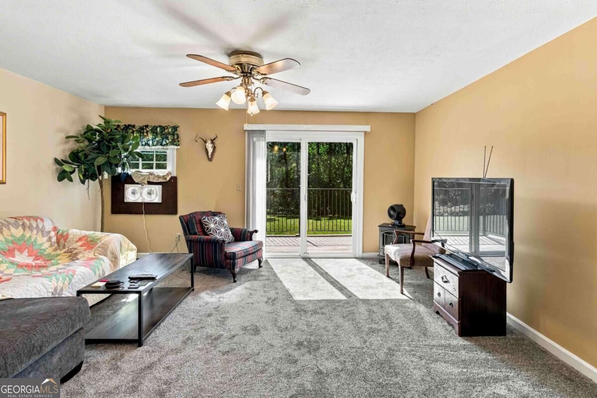 3099 Colonial Way # G Property Photo 14