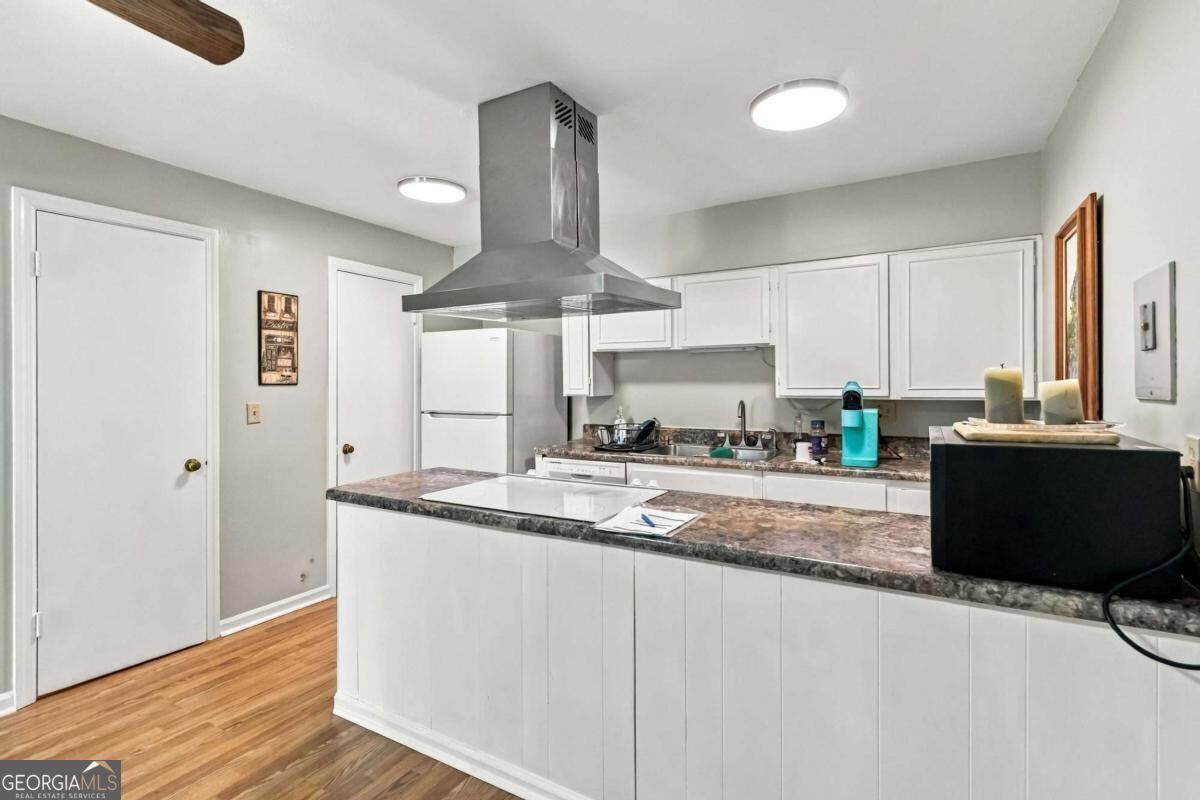 3099 Colonial Way # G Property Photo 16