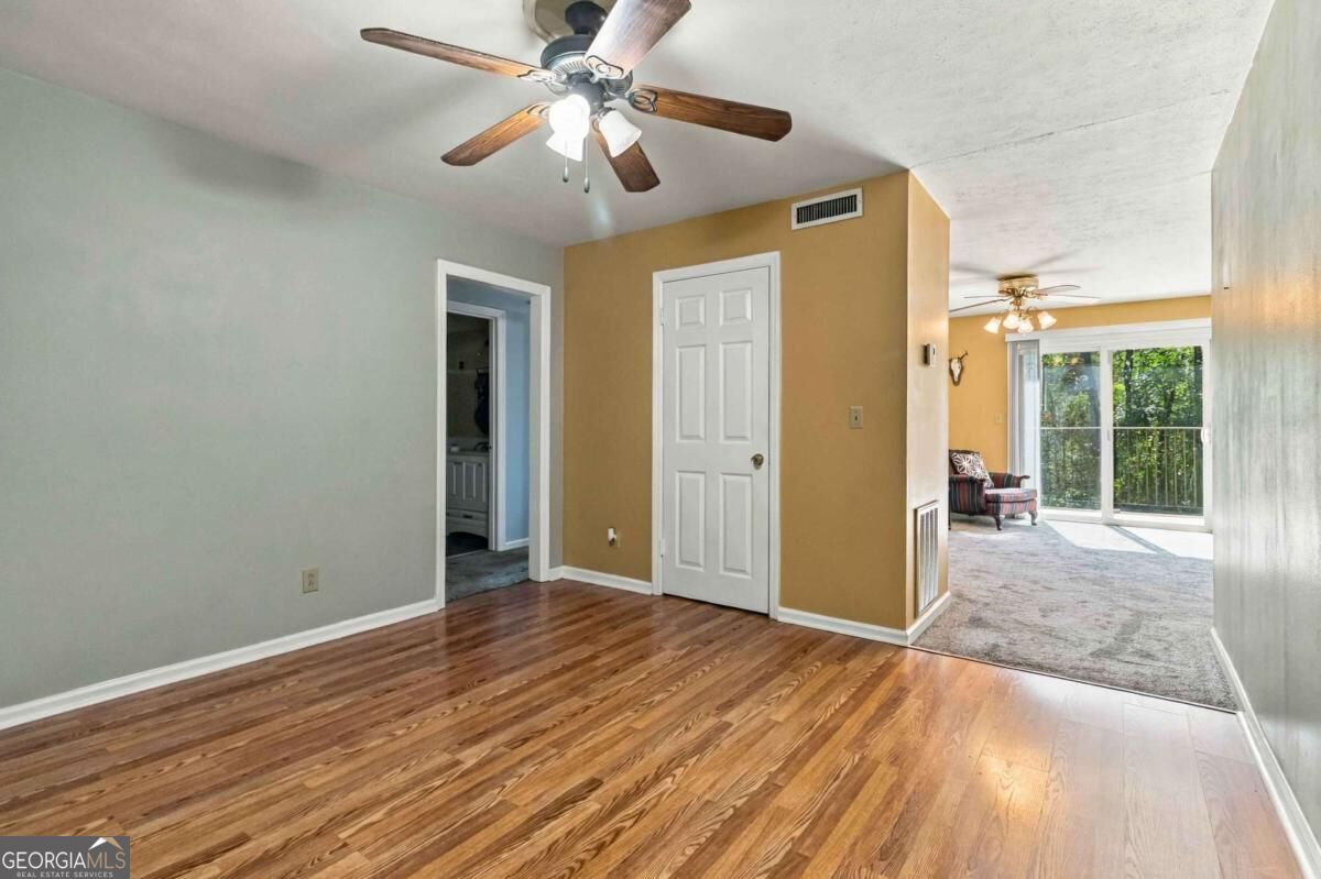 3099 Colonial Way # G Property Photo 20