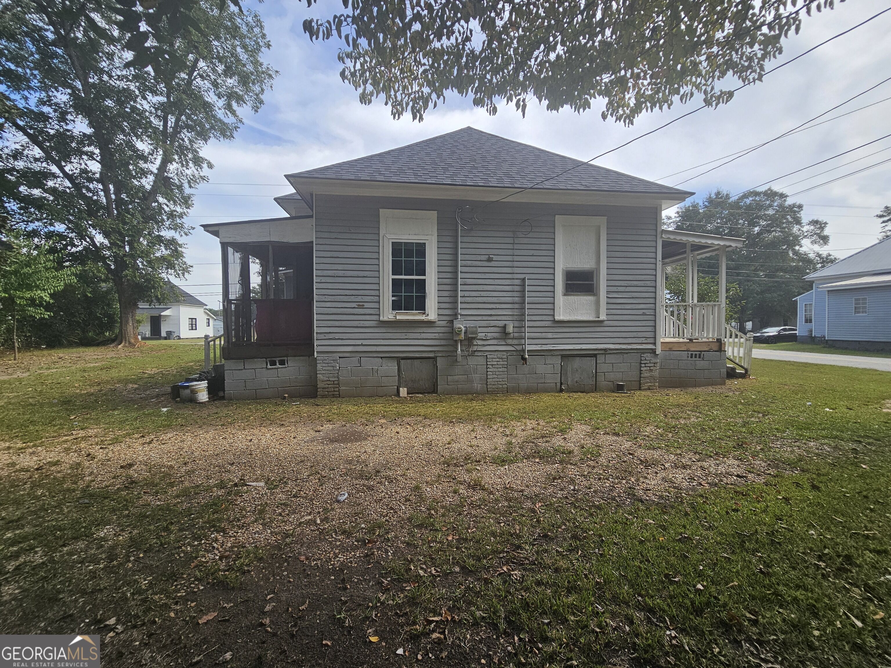 14 Mill Street Property Photo 4