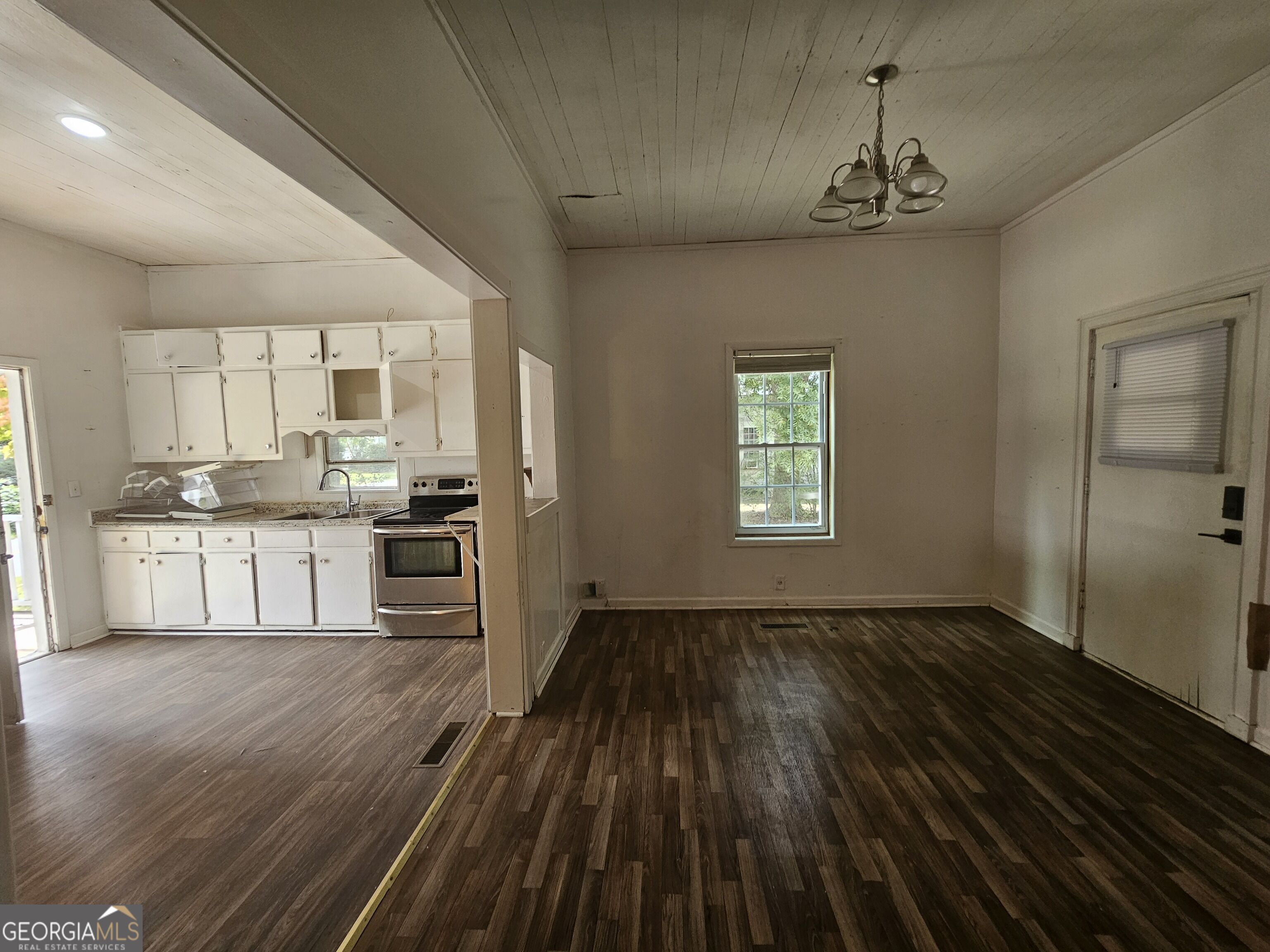 14 Mill Street Property Photo 6
