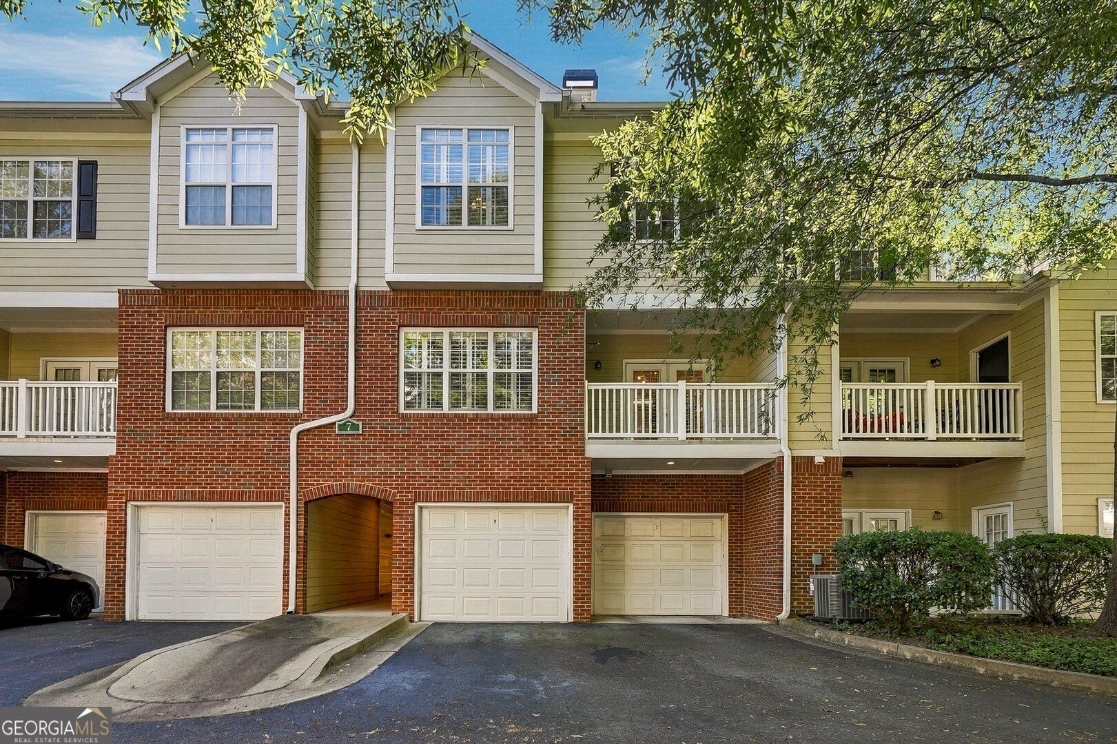 705 Spring Heights Lane SE # 7 Property Photo 1