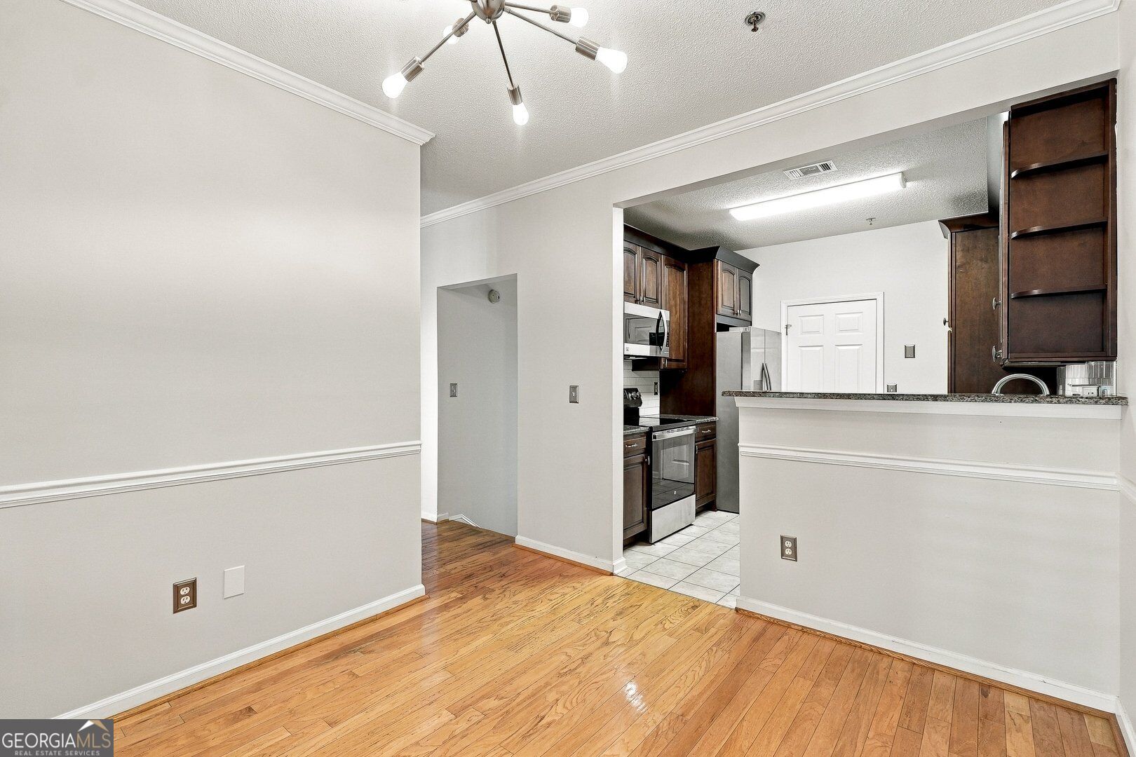 705 Spring Heights Lane Se # 7 Property Photo 6