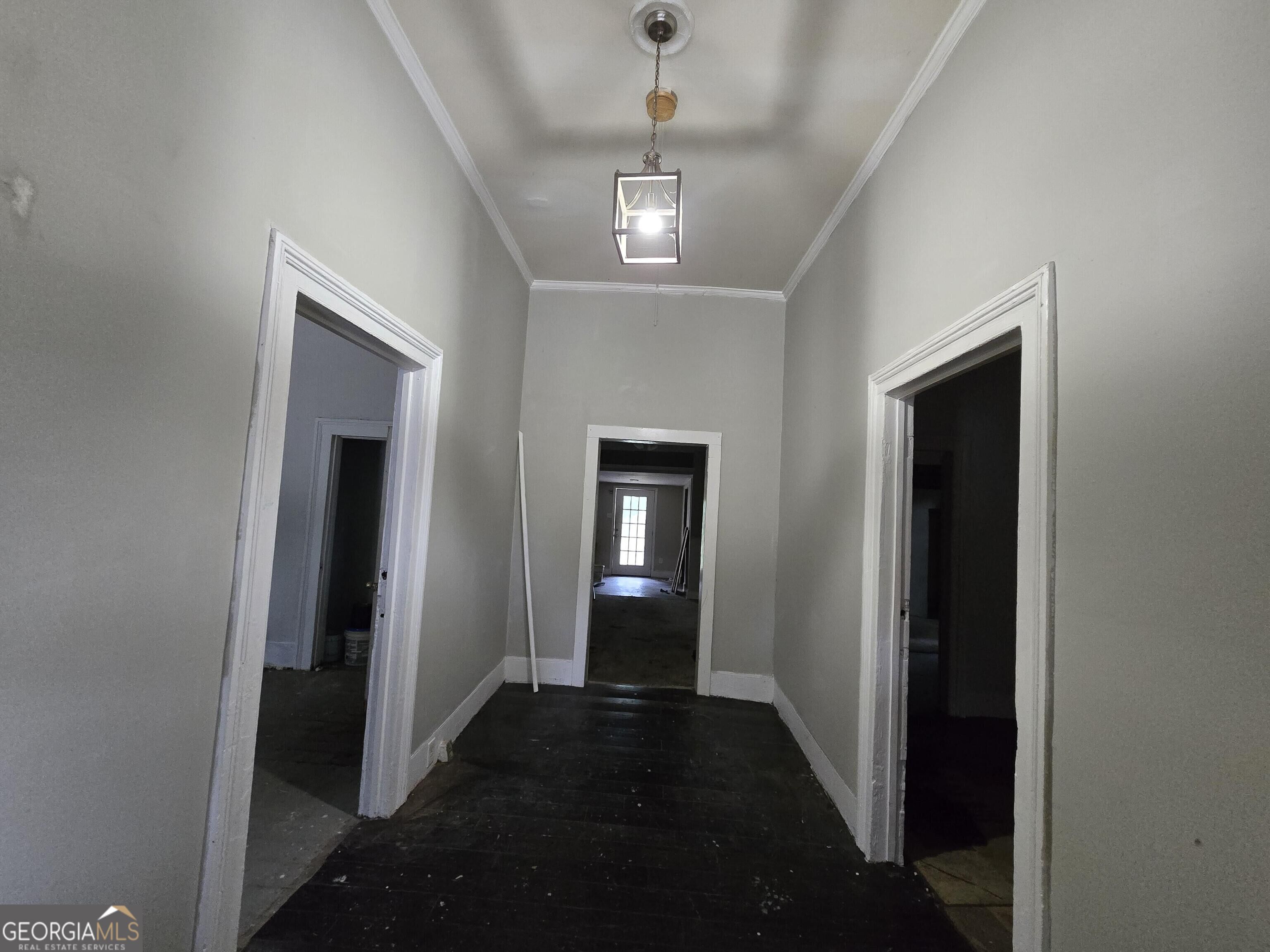 581 Violet Avenue Property Photo 5
