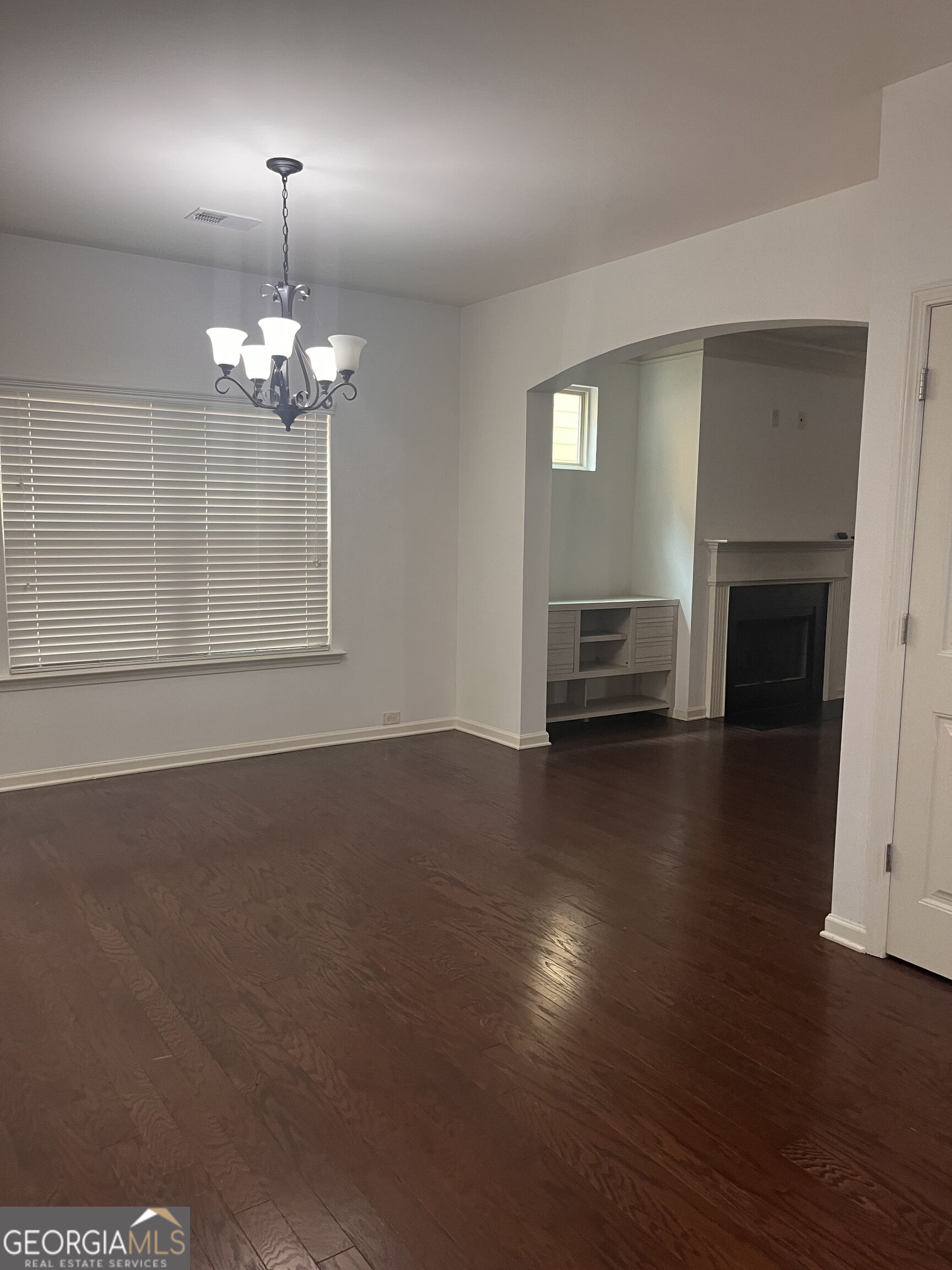 425 Village View Property Photo 15