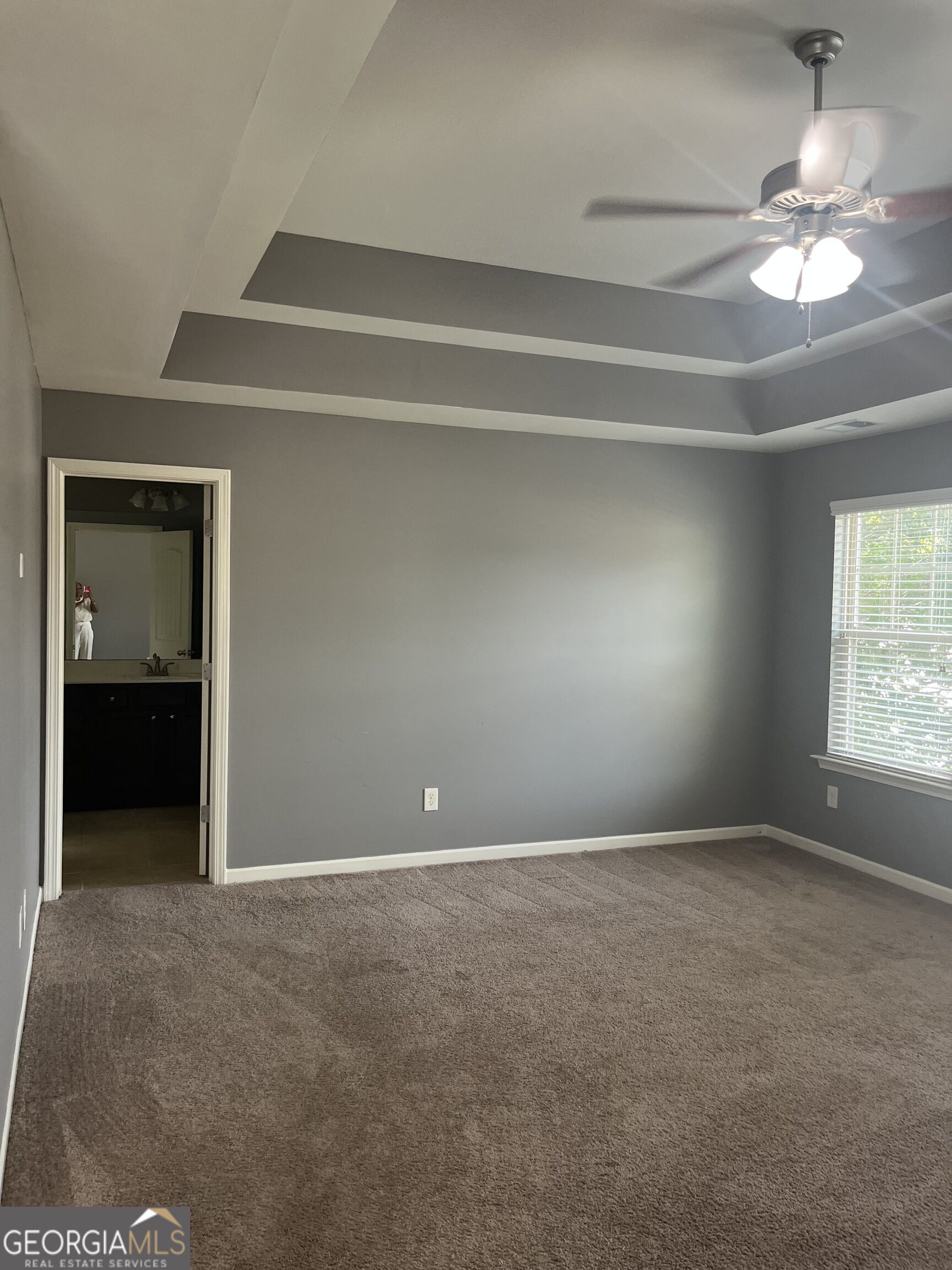 425 Village View Property Photo 27