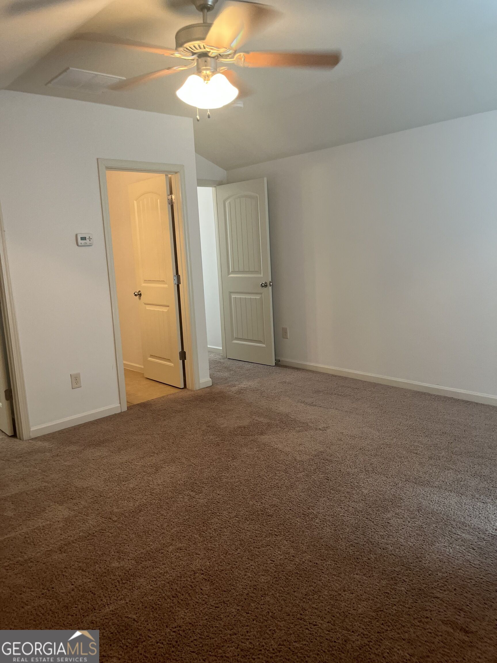 425 Village View Property Photo 45