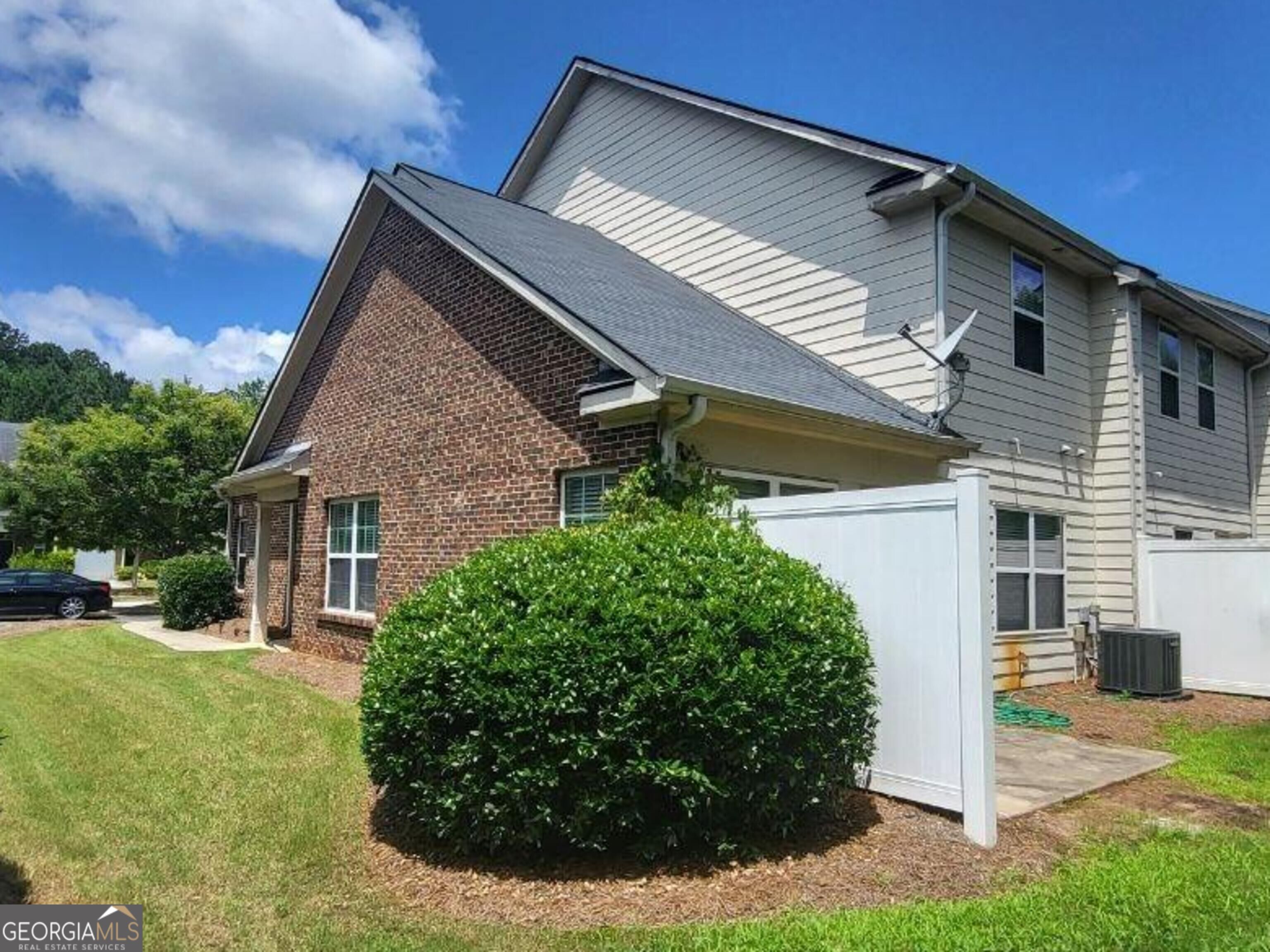 126 Granite Way Property Photo 4