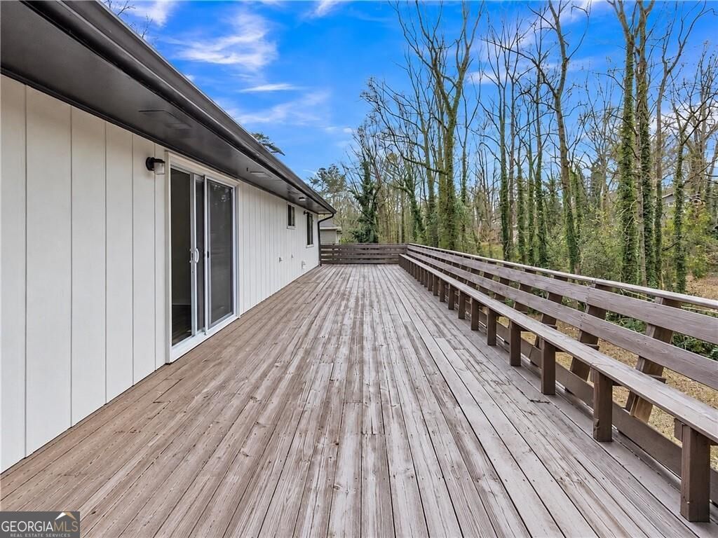 611 Navarre Drive Property Photo 17