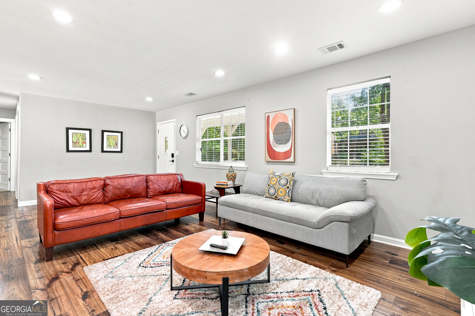 177 Howard Street Ne Property Photo 2