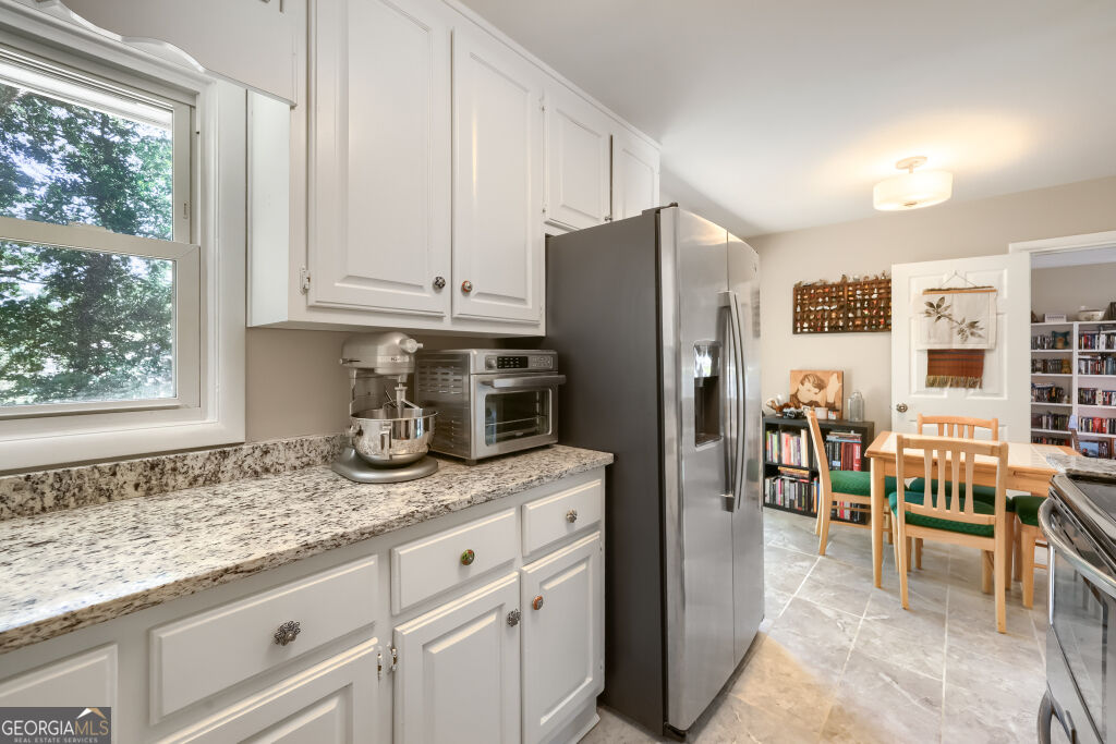 839 Verdi Way Property Photo 12