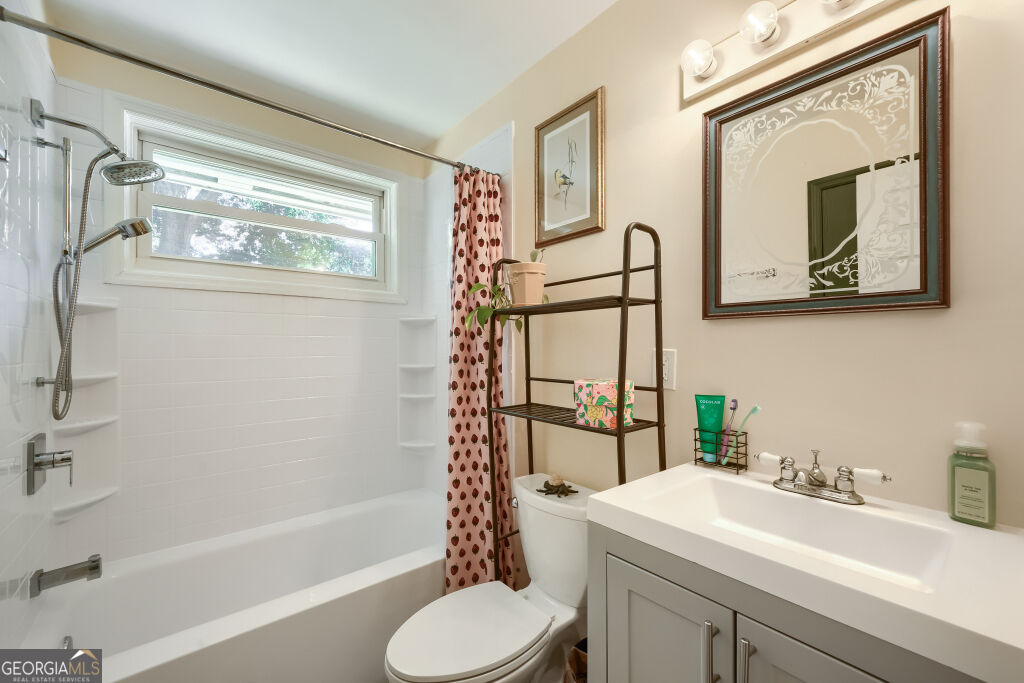 839 Verdi Way Property Photo 18
