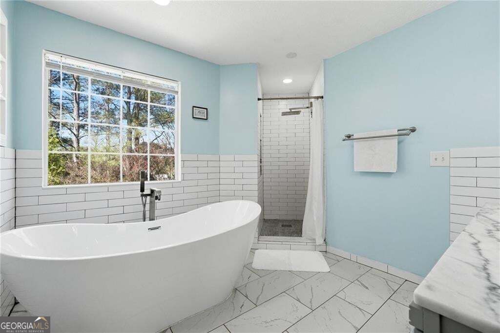 4643 Noah Overlook W Property Photo 16