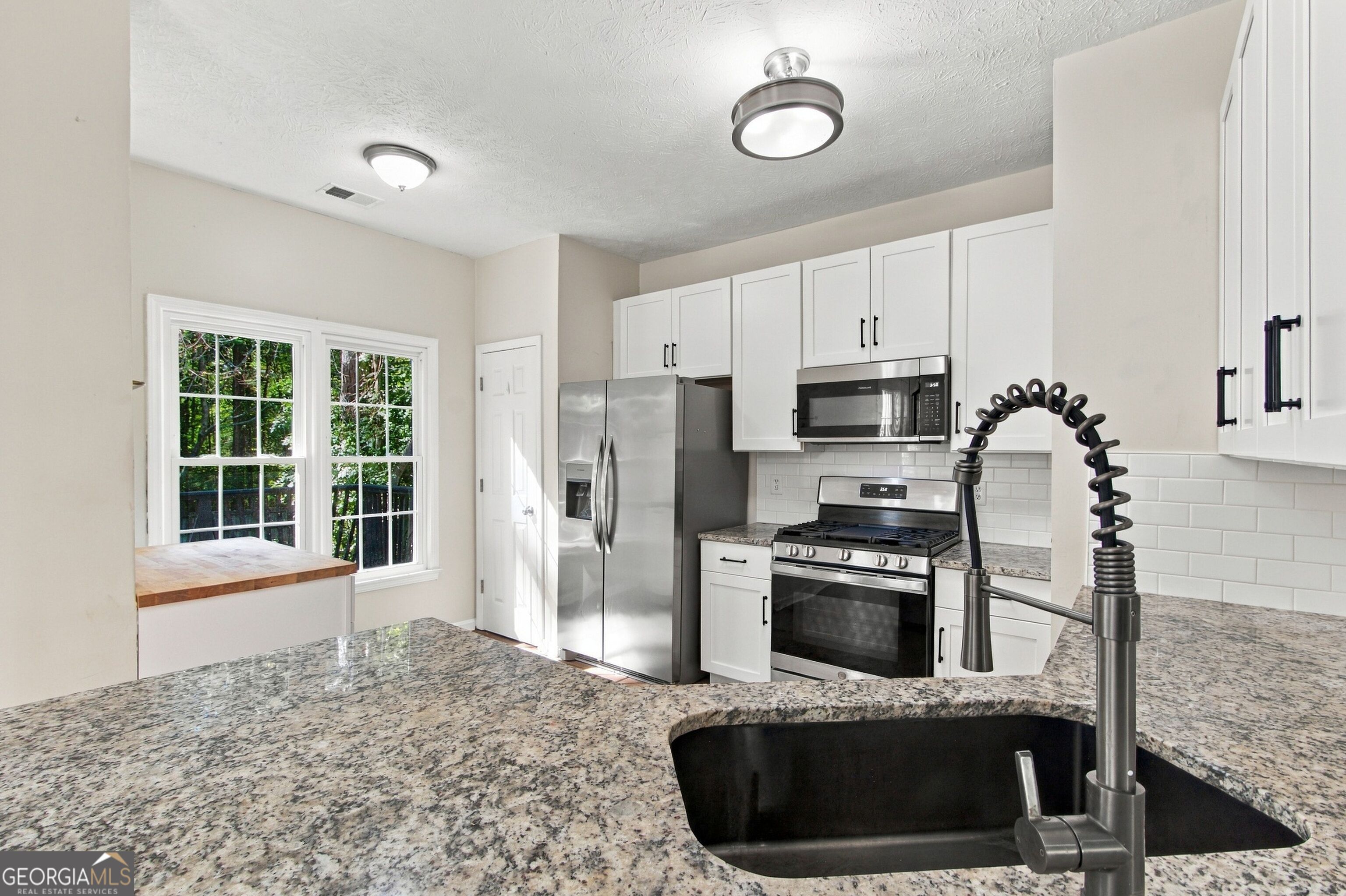 3132 Cling Stone Place Property Photo 5