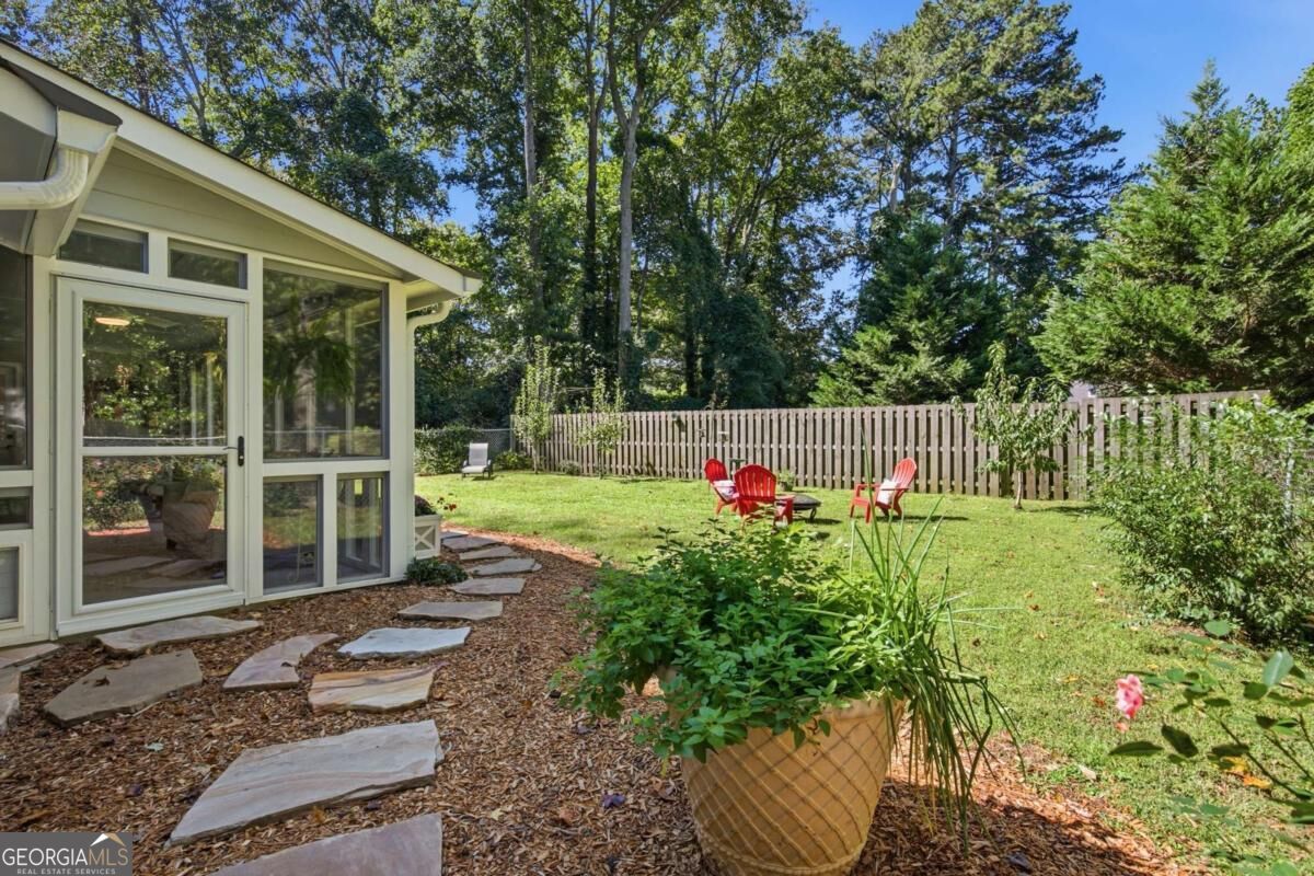 2545 Jewell Drive Property Photo 25