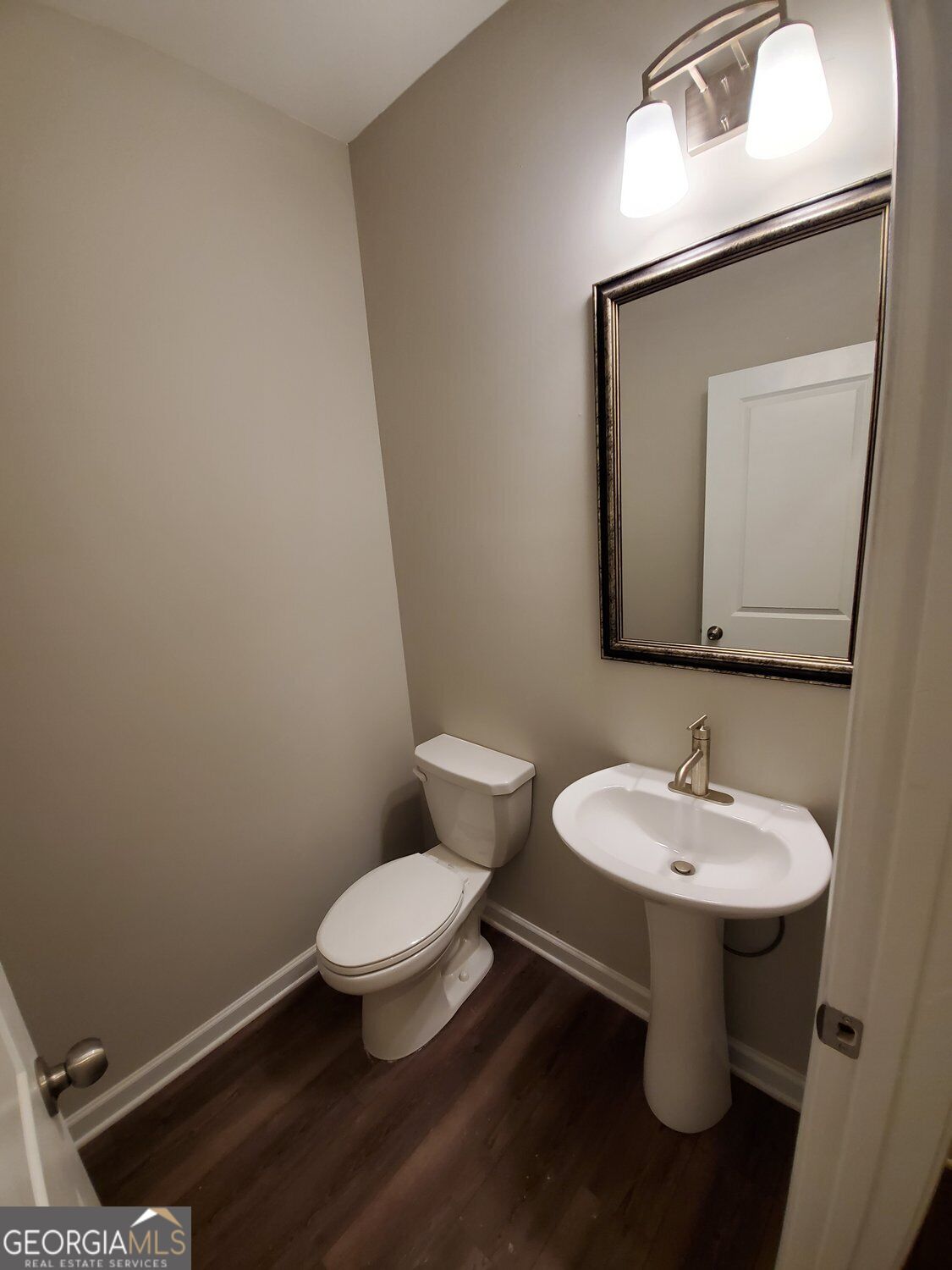 327 Commons Avenue Property Photo 44