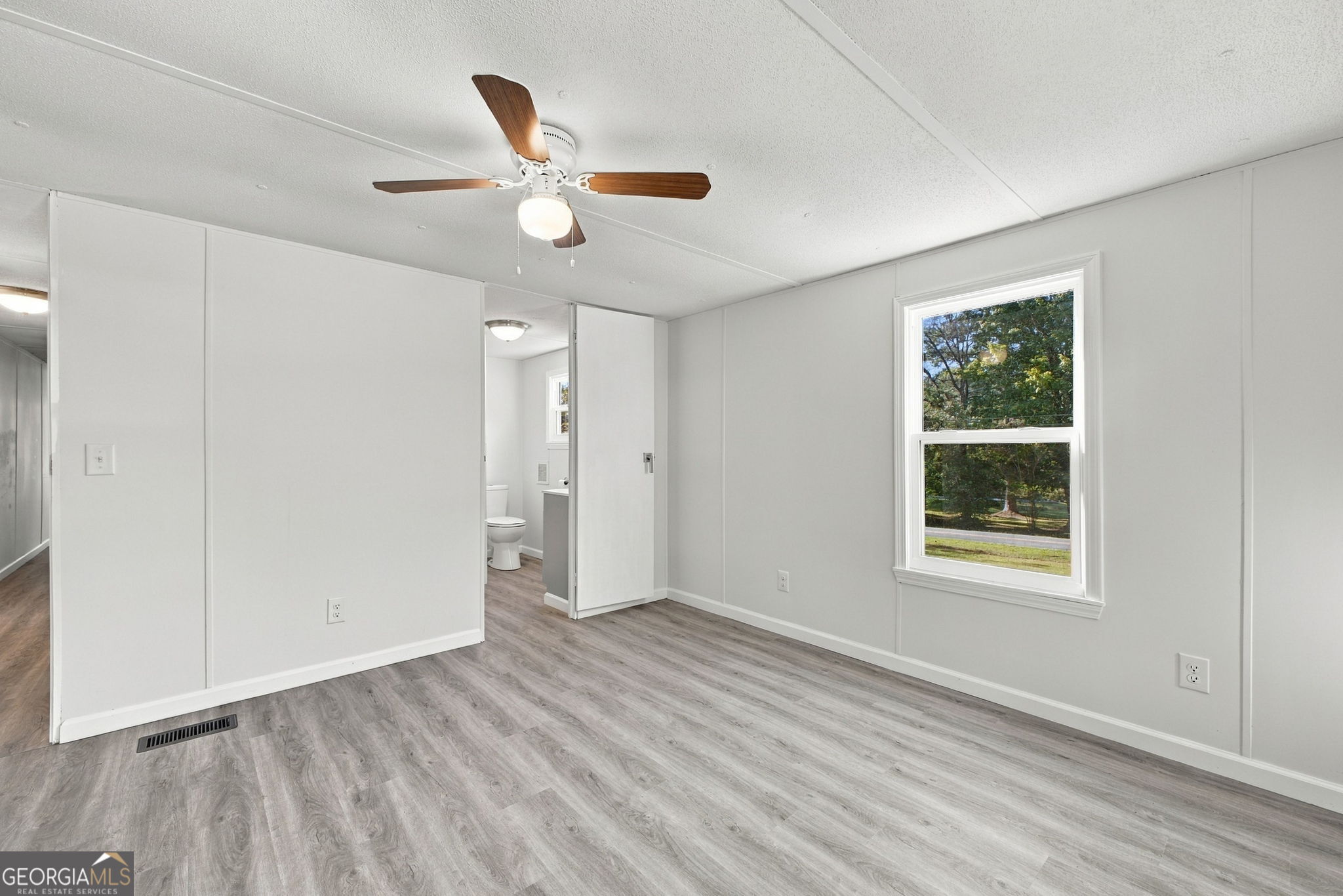 160 Mountain View Road Property Photo 14